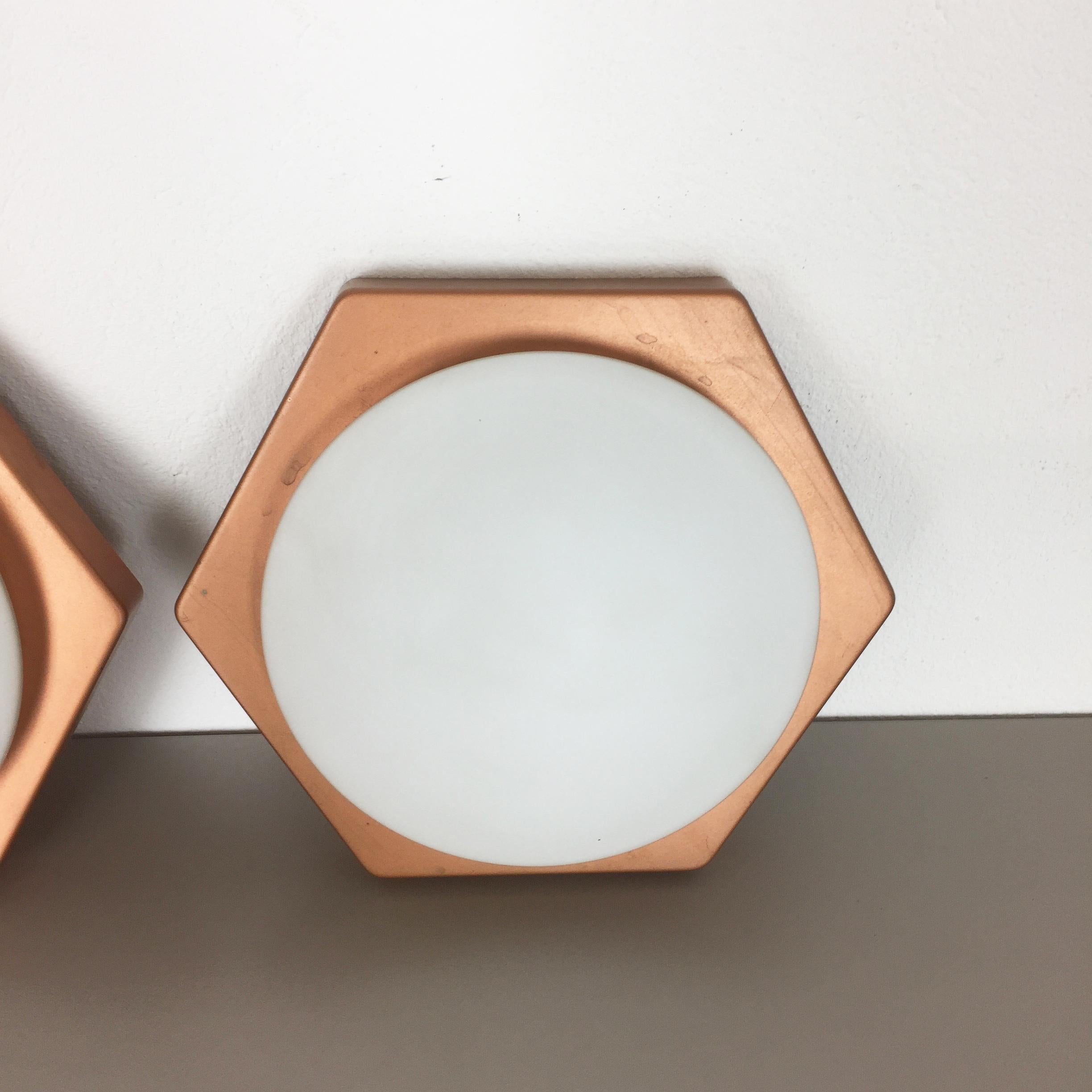 Set of 2 Cubic Wall Lights by Rolf Krüger for Heinz Neuhaus Leuchten, 1971 In Good Condition In Kirchlengern, DE