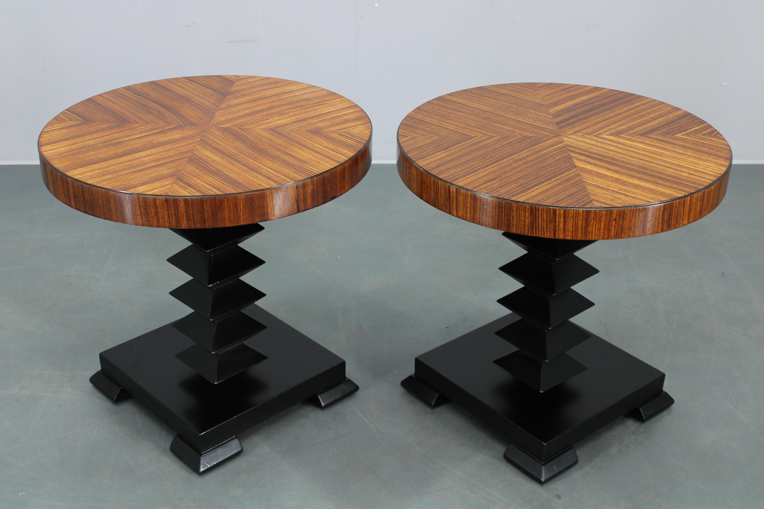 Set of 2 Czechoslovakian Cubist Style Side Tables, Veneer and Solid Wood, 1980s For Sale 1