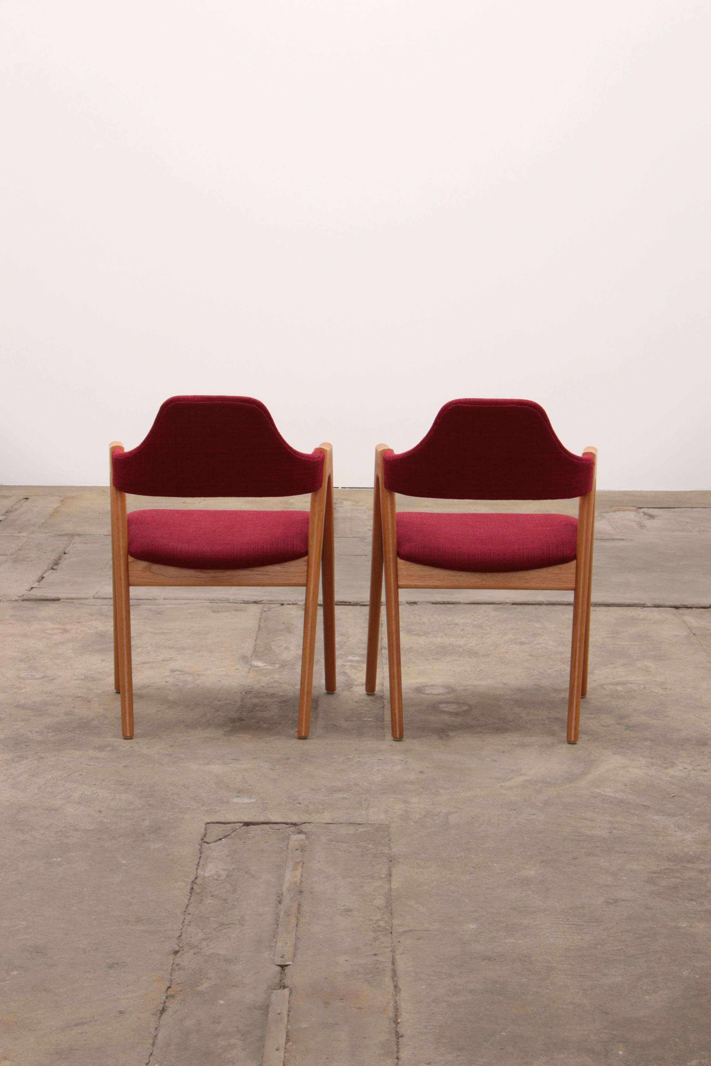 Fabric Set of 2 Danish Dining Table Chairs Model Compas Kai Kristiansen for Sva Mobler