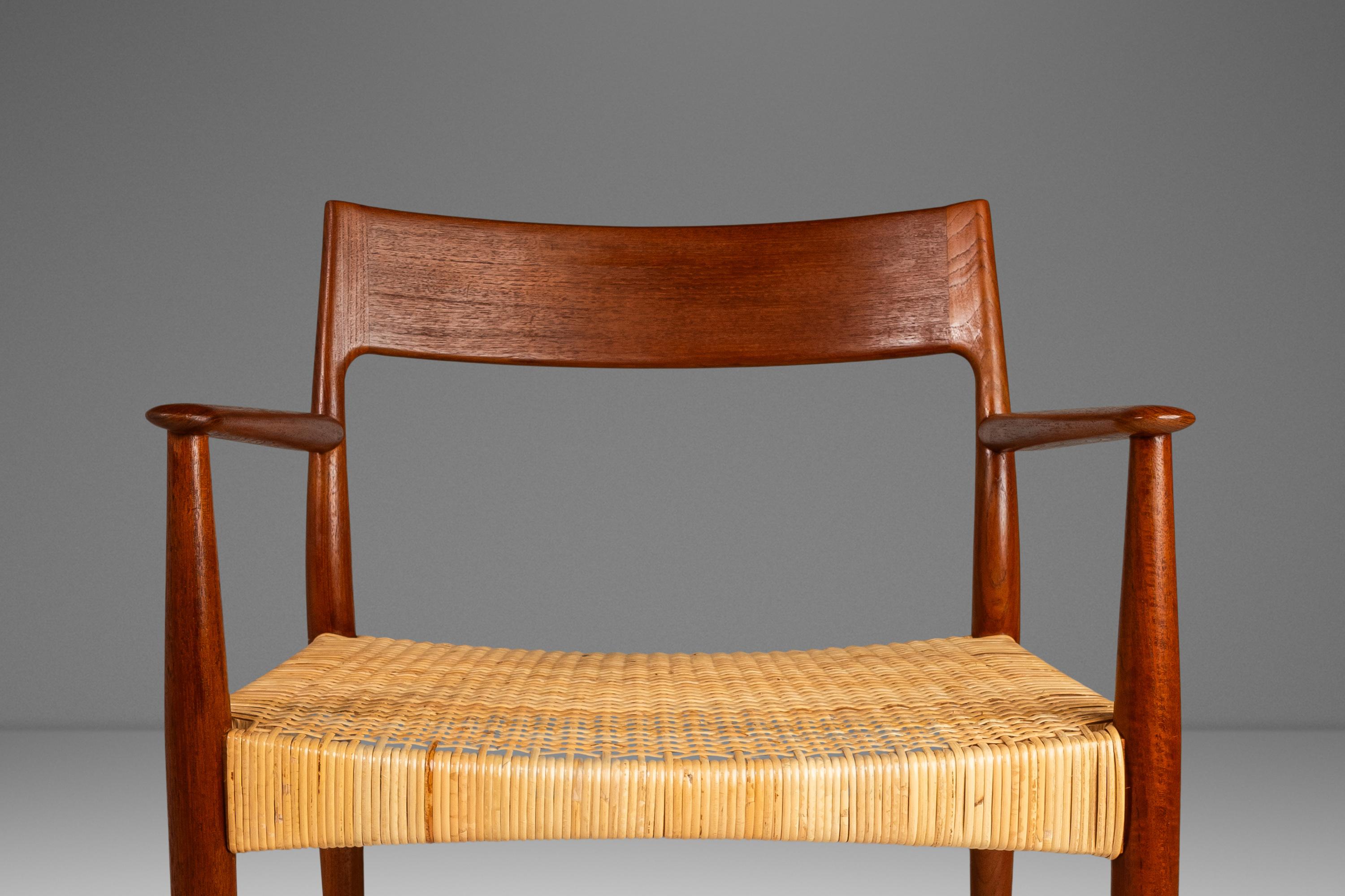Set of 2 Danish Modern Arm Chairs by Enjar Larsen & Bender Madsen for Willy Beck For Sale 3