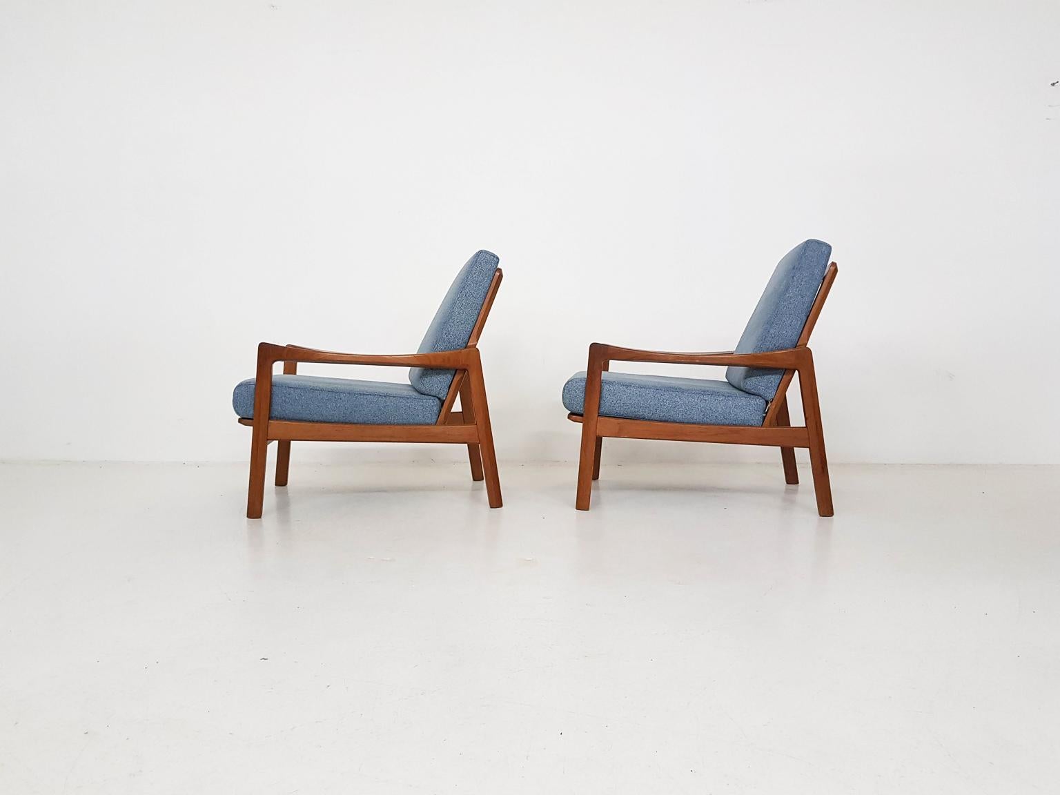 Scandinavian Modern Set of 2 Danish Modern Teak Lounge or Armchairs, Denmark, 1960s