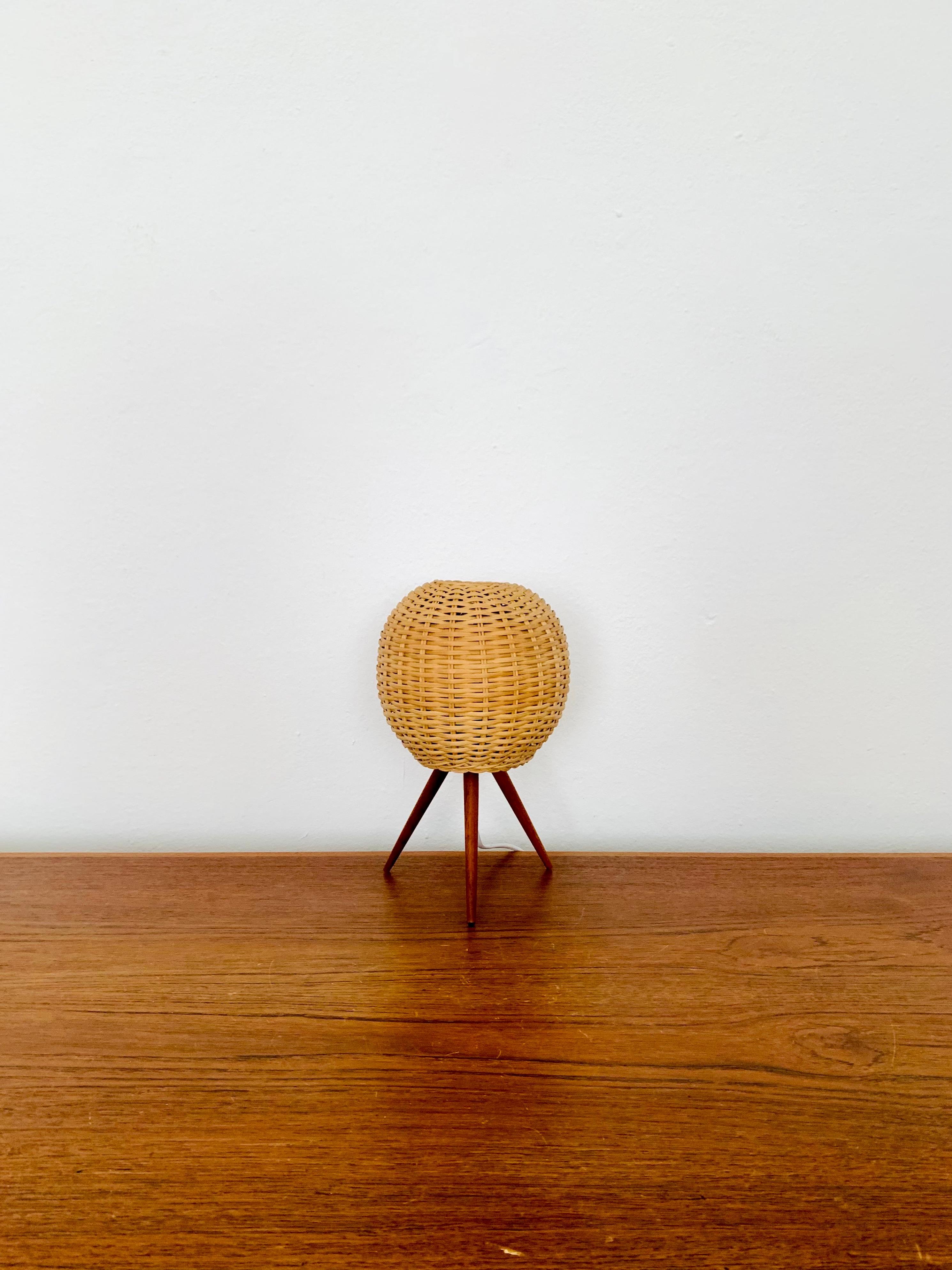Mid-20th Century Set of 2 Danish Wicker Tripod Table Lamps For Sale