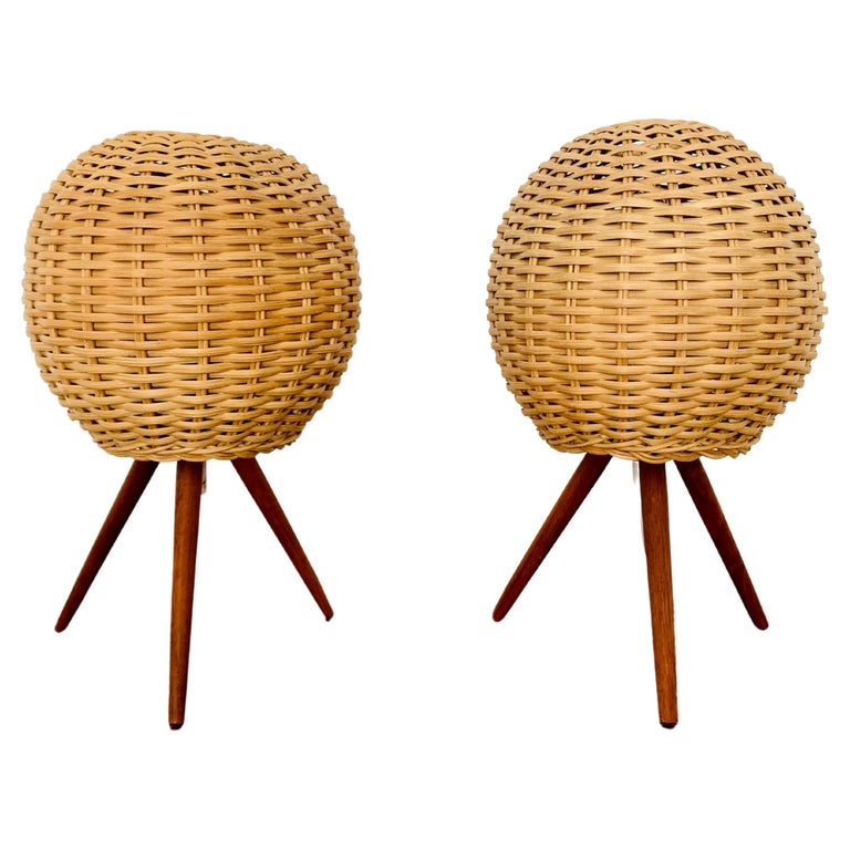 Set of 2 Danish Wicker Tripod Table Lamps For Sale at 1stDibs