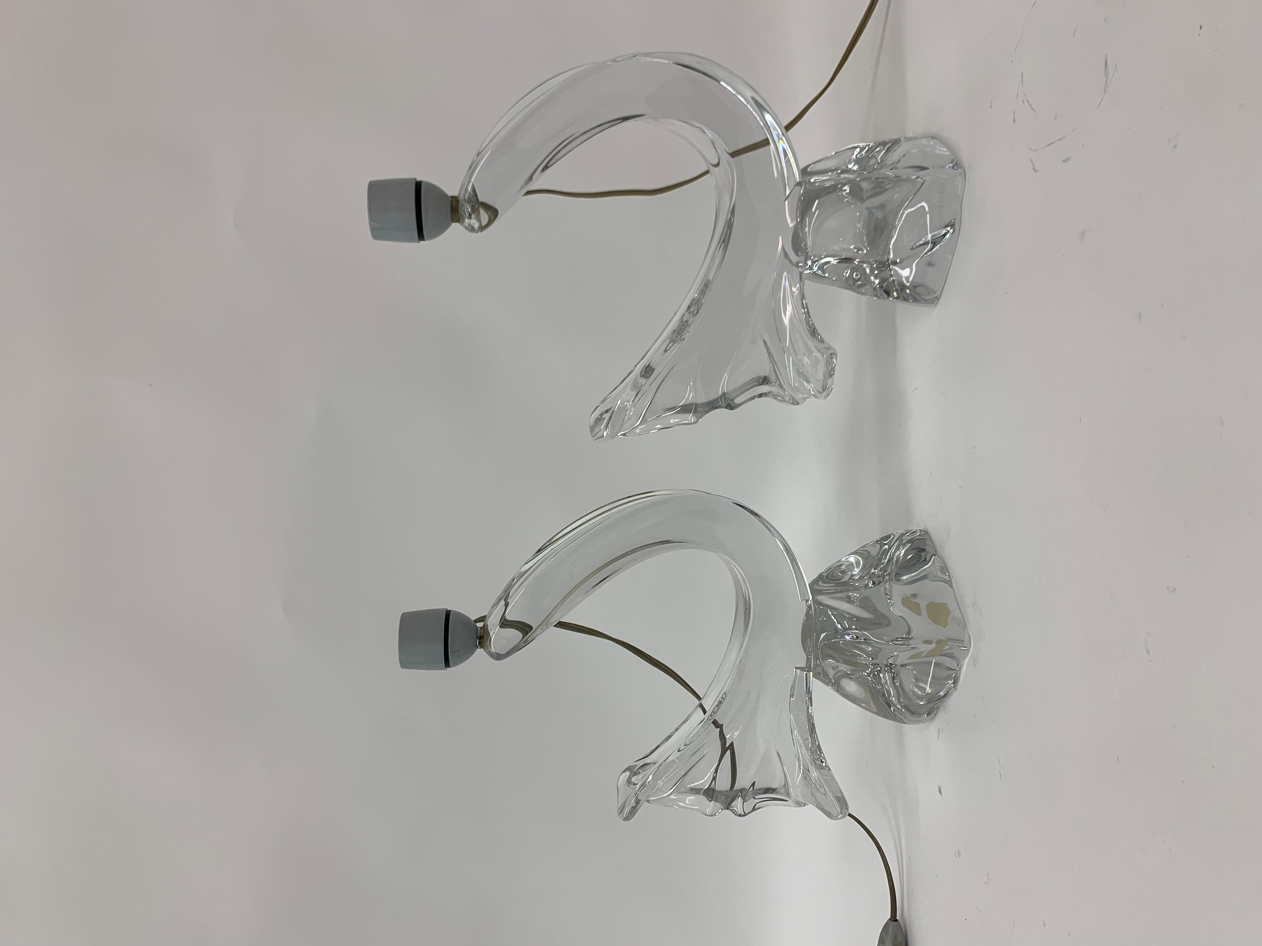 Ensemble de 2 lampes de table Daum France en cristal, années 1950 en vente 3