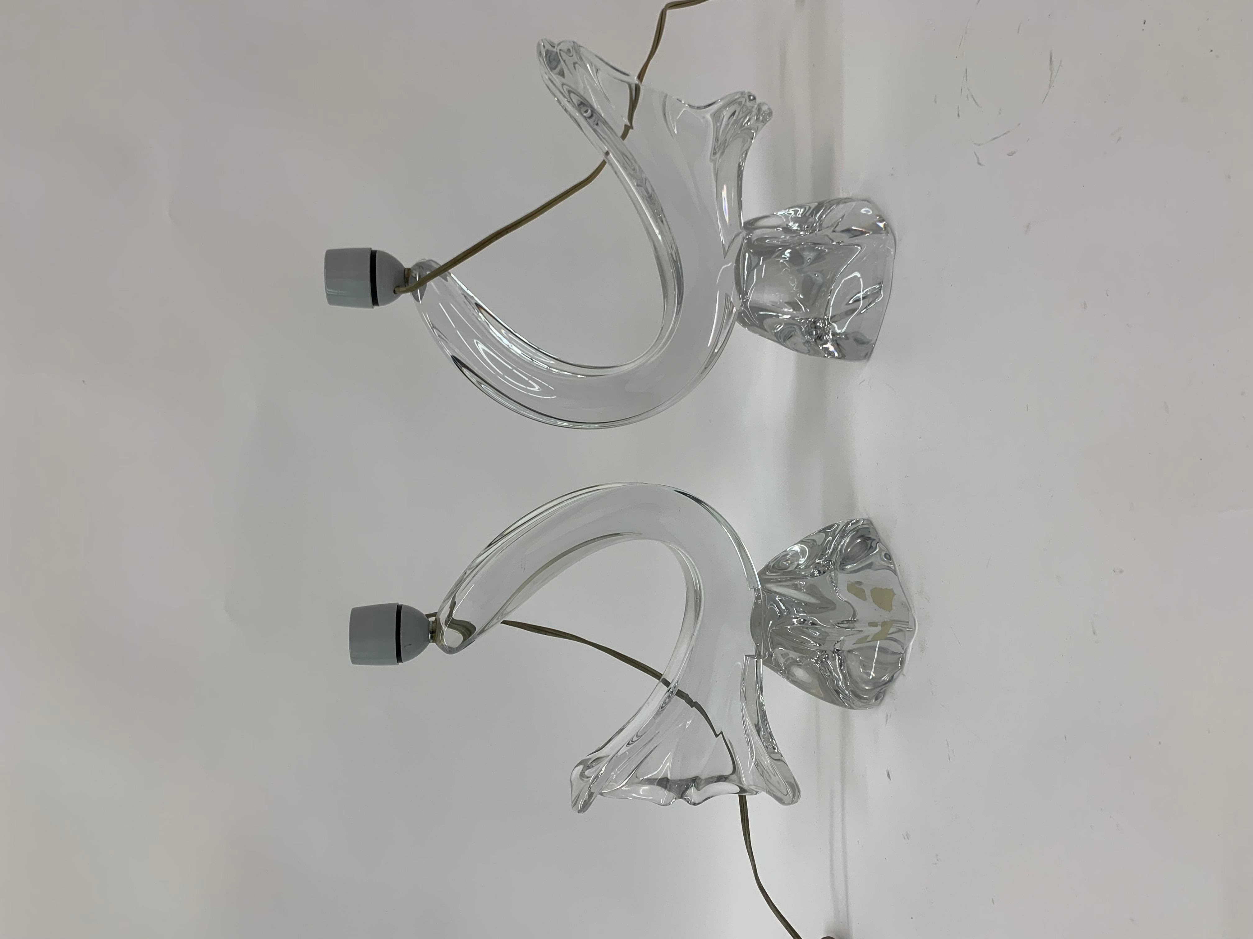 Ensemble de 2 lampes de table Daum France en cristal, années 1950
