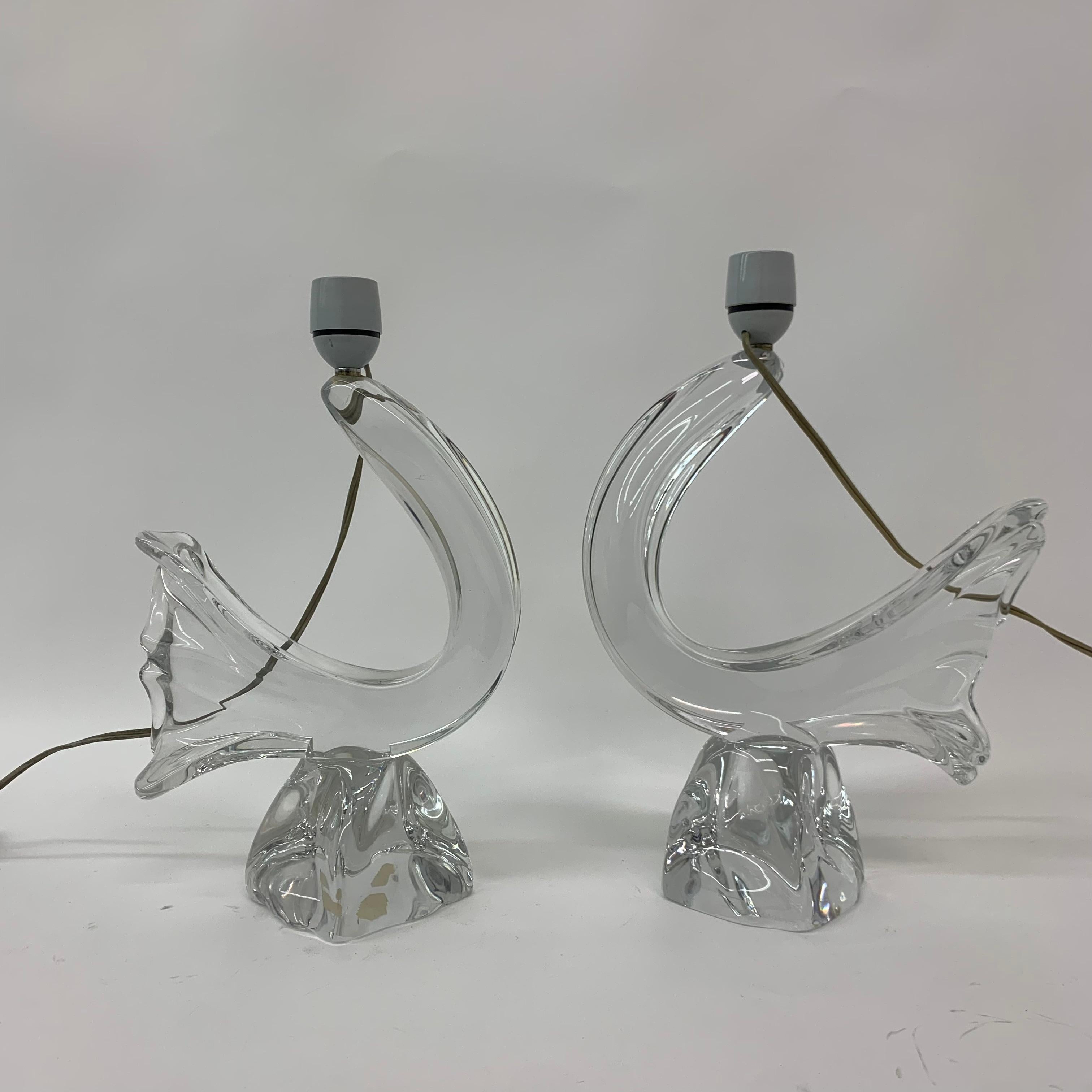 Milieu du XXe siècle Ensemble de 2 lampes de table Daum France en cristal, années 1950 en vente