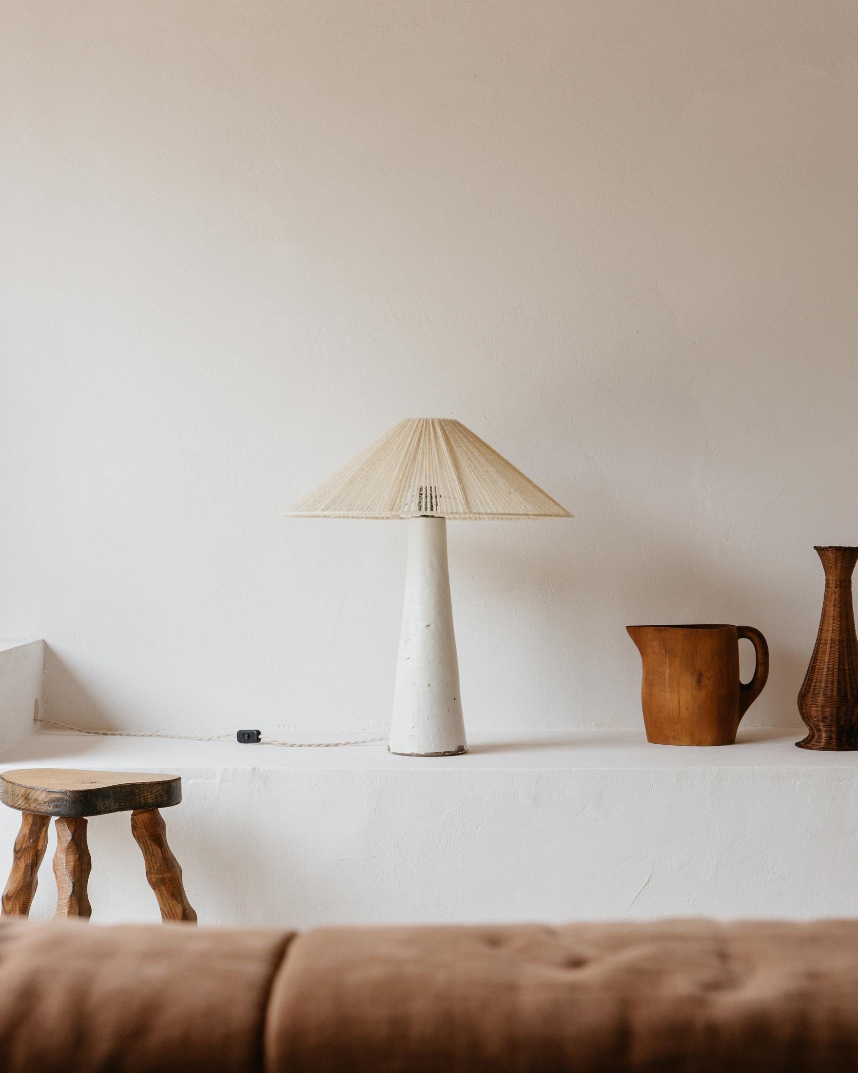 Altro Set di 2 lampade da tavolo Dayan White Engobe in ceramica di Grès Éditions in vendita