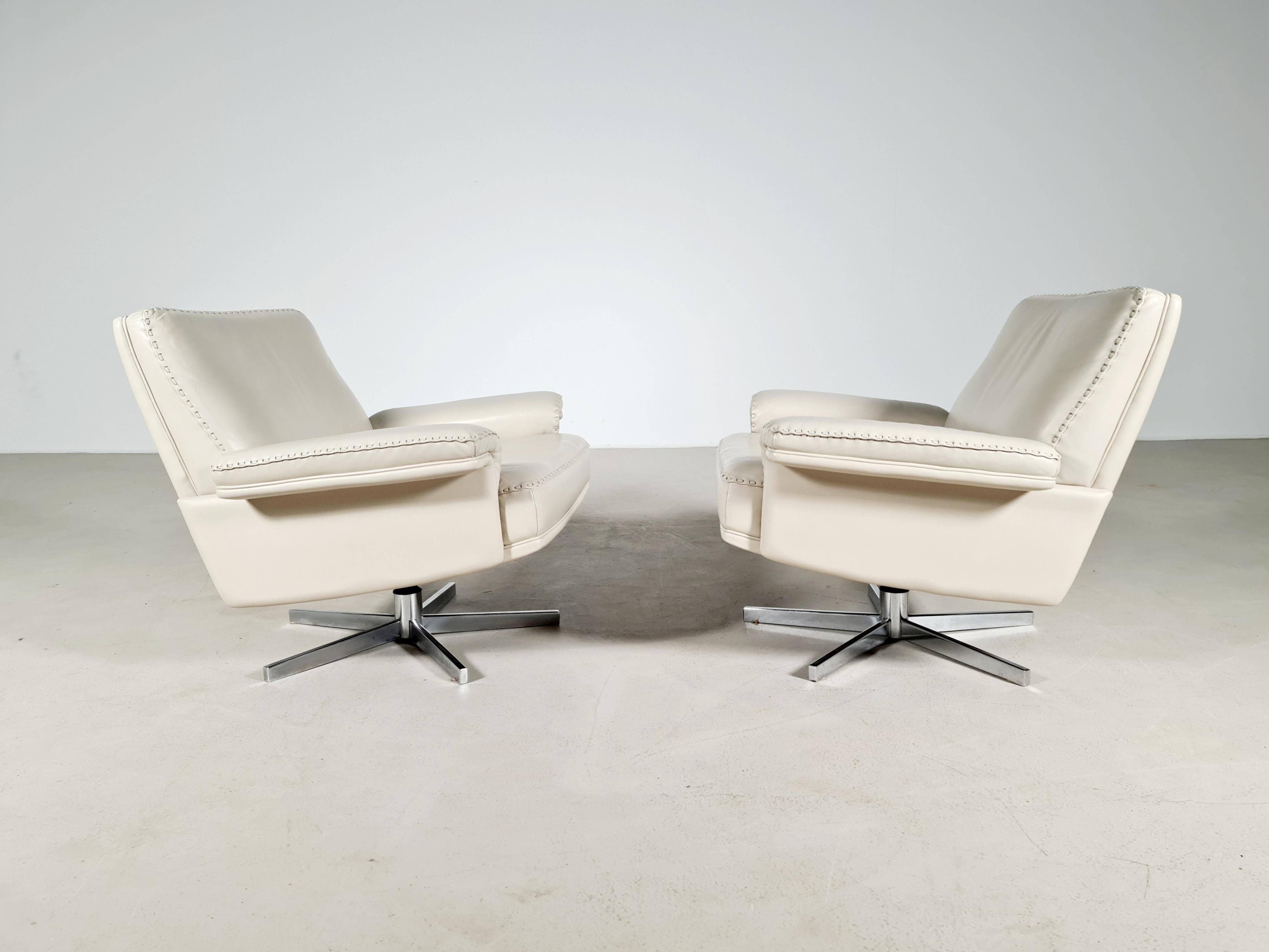 Late 20th Century Set of 2 De Sede DS-35 Swivel Chairs, 1970's