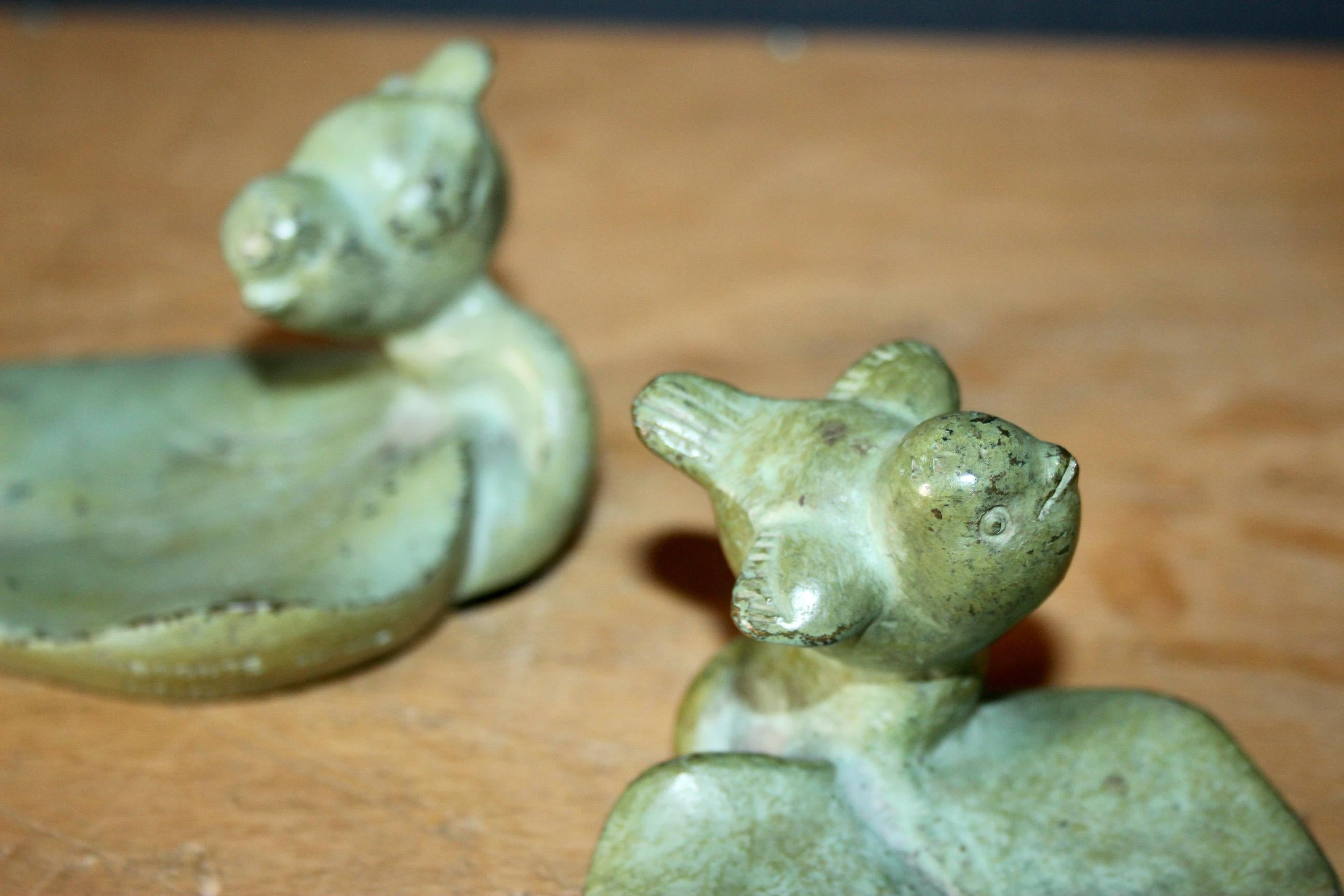 Set of 2 decorative bronze birds signed For Sale 1