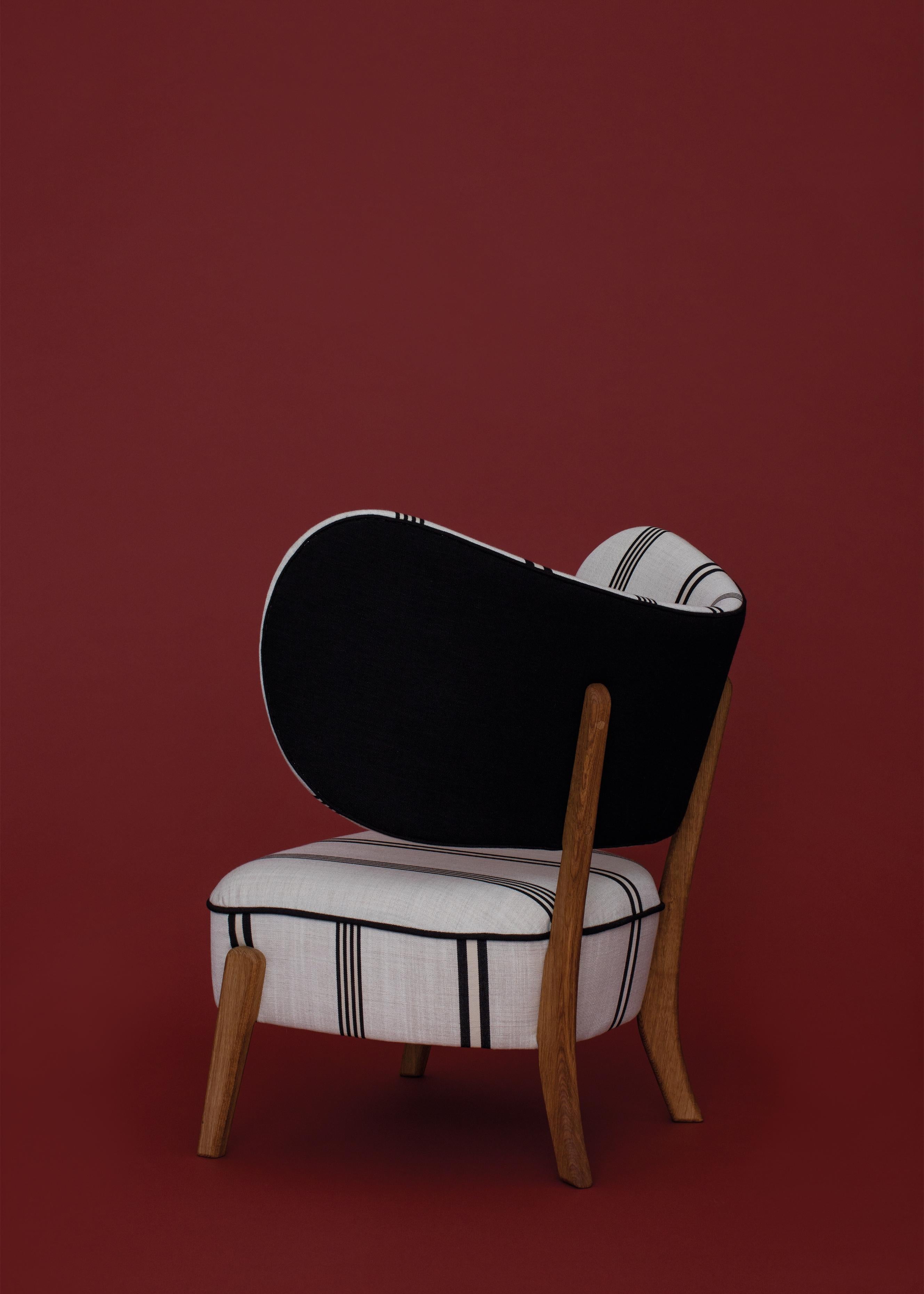 Danish Set of 2 DEDAR/Linear TMBO Lounge Chairs by Mazo Design For Sale