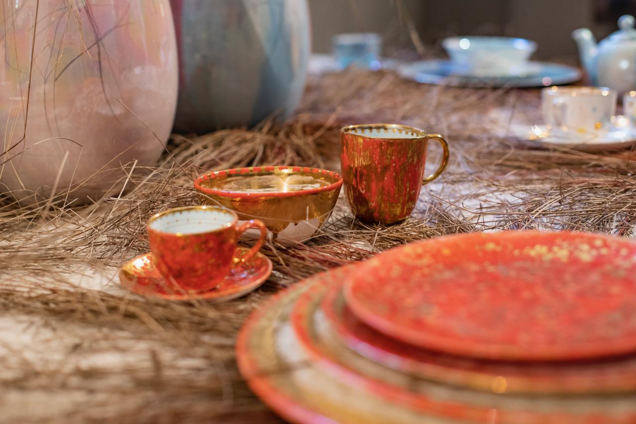 Set Contemporáneo de 2 Platos de Postre Vajilla de Porcelana Dorada Pintada a Mano Pintado a mano en venta