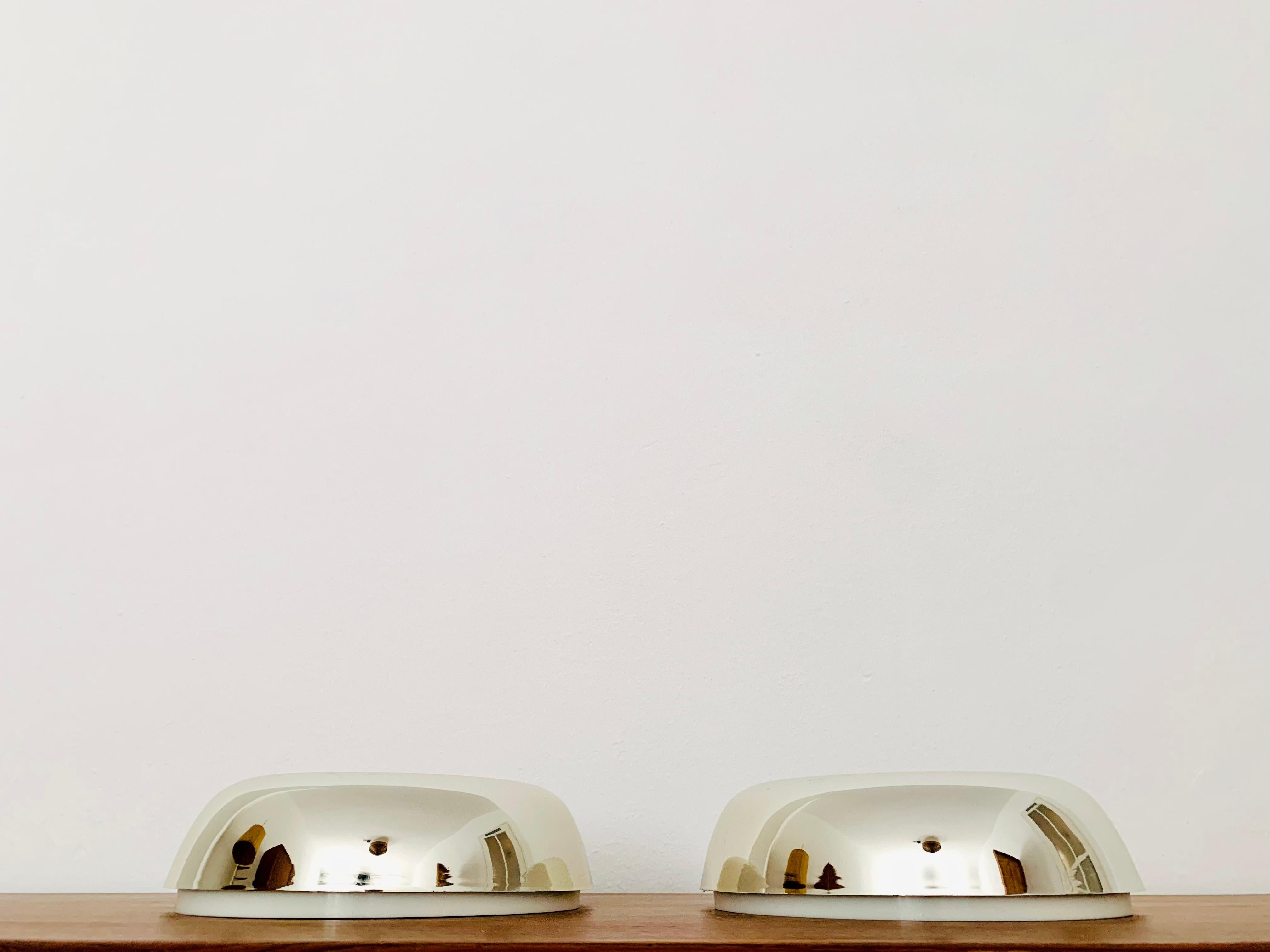 Set of 2 donut wall or ceiling lamps In Good Condition In München, DE