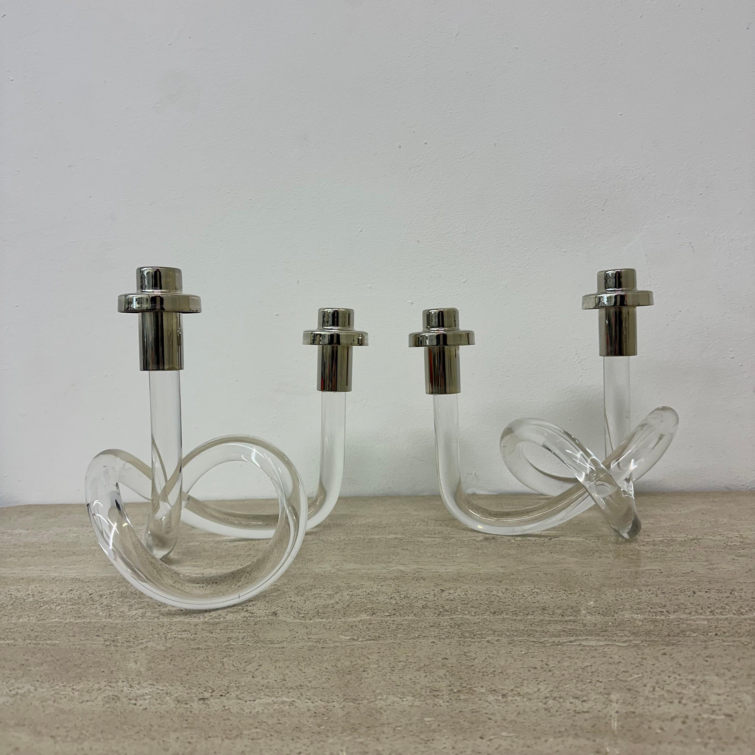 Metallo Set di 2 candele in lucite di metà secolo Dorothy Thorpe Pretzel, anni '40 in vendita