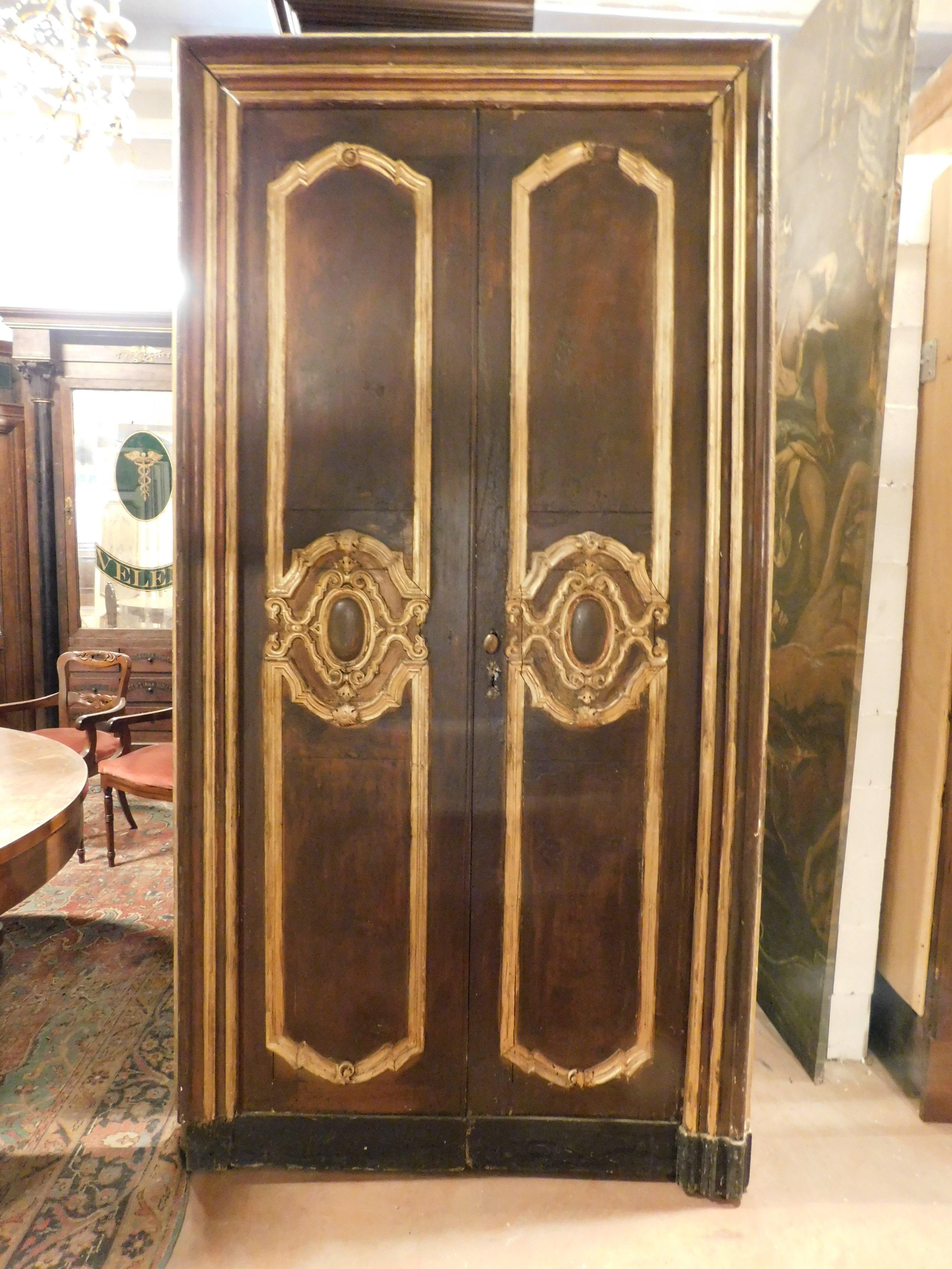 Italian set of 2 double doors with frames, brown and gold lacquered, Italy For Sale