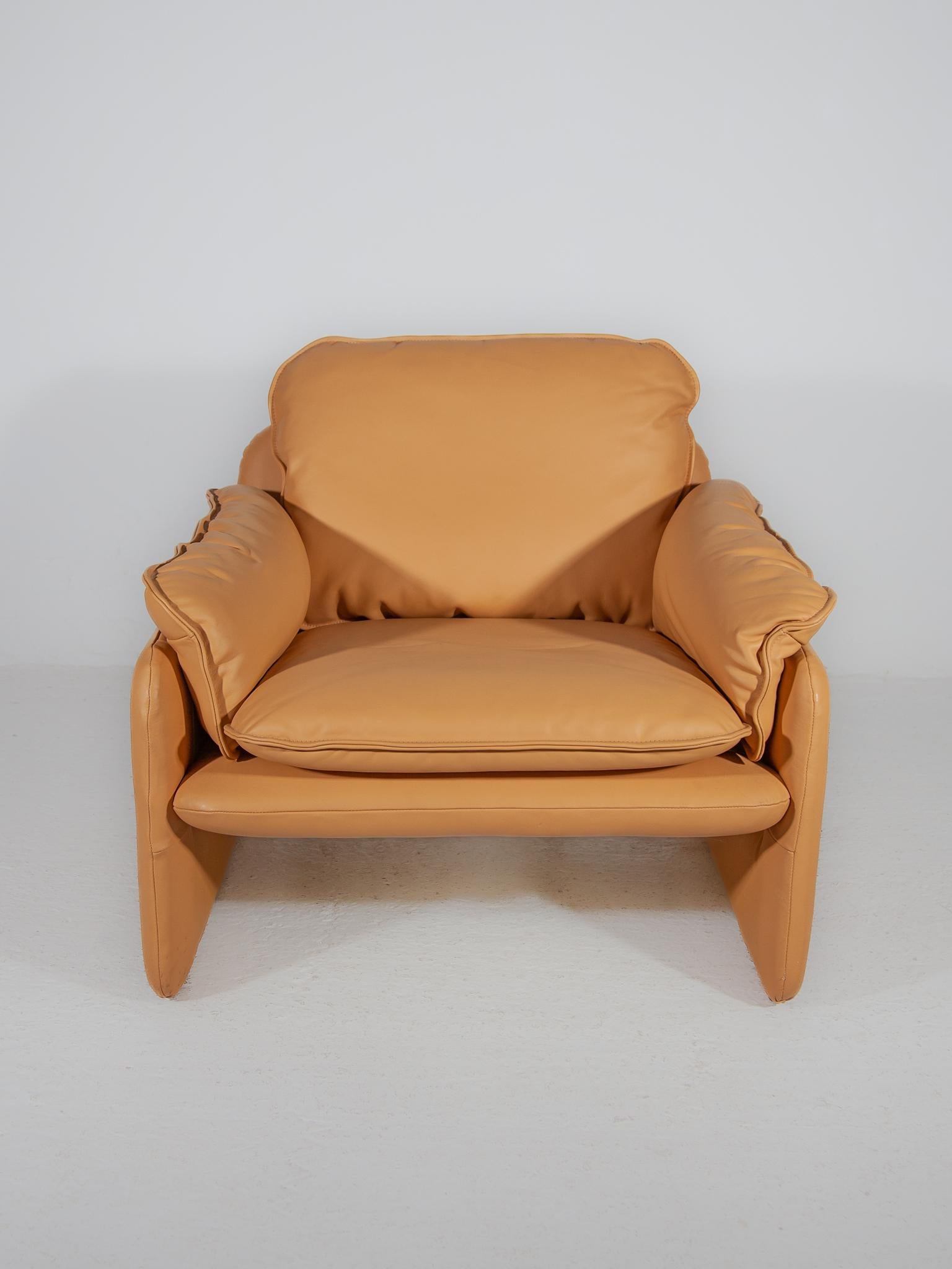 Swiss Set of 2 Ds-61 Armchairs Camel Leather designed by De Sede, 1970s For Sale