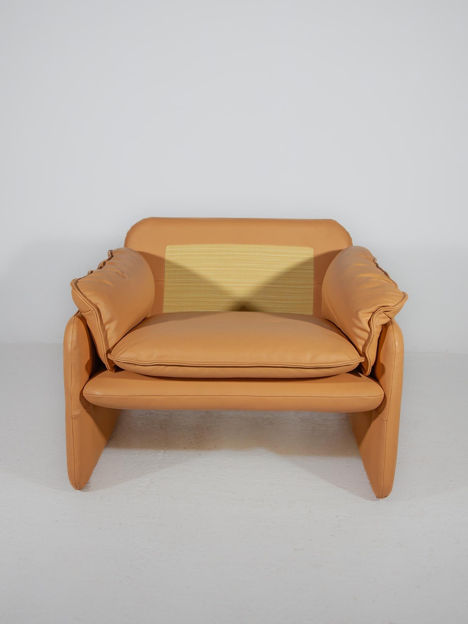 Late 20th Century Set of 2 Ds-61 Armchairs Camel Leather designed by De Sede, 1970s For Sale