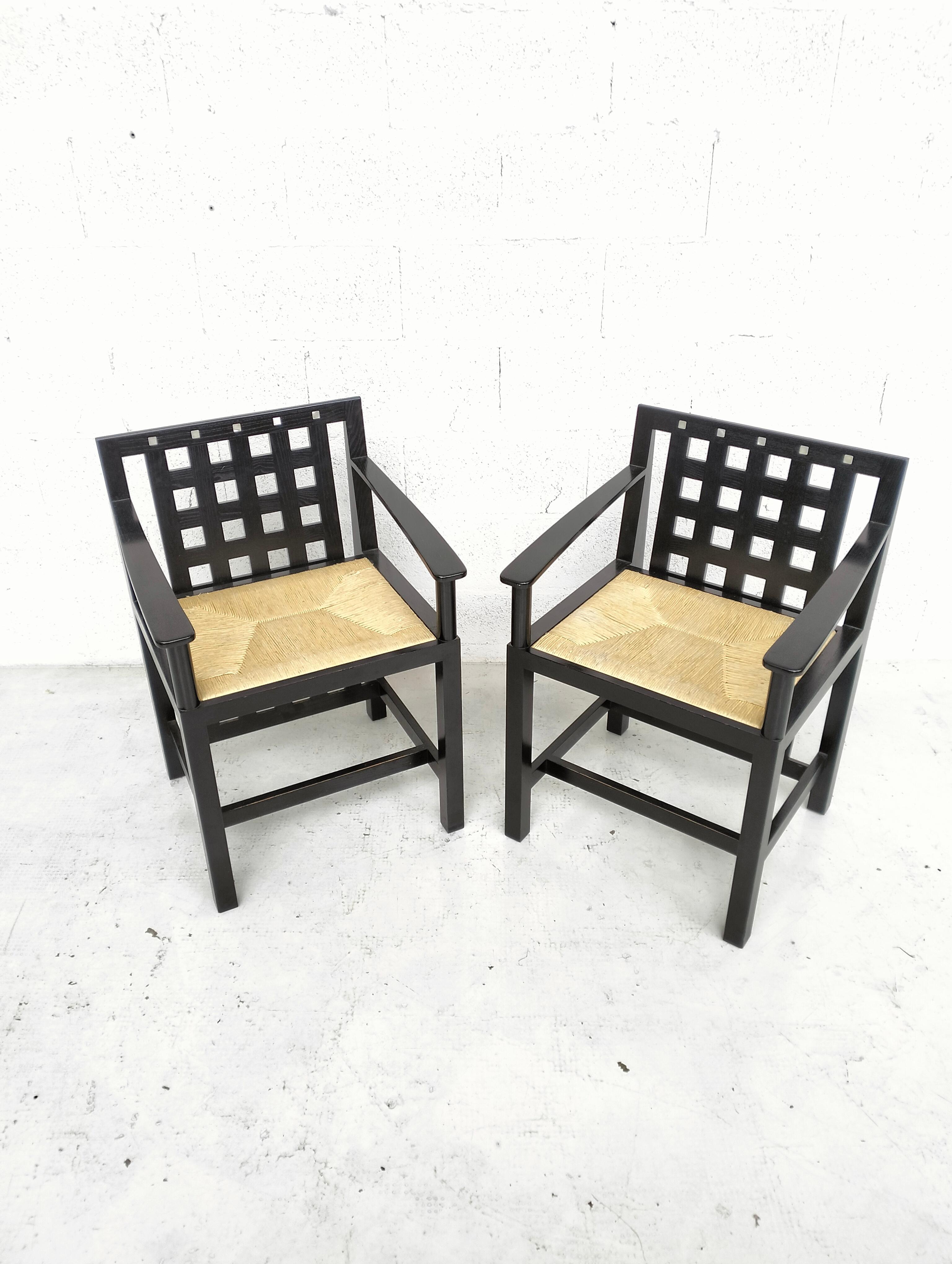 Set of 2 DS3 model chairs designed by the Scottish architect Charles Rennie Mackintosh in 1918 and produced by Cassina, in the 