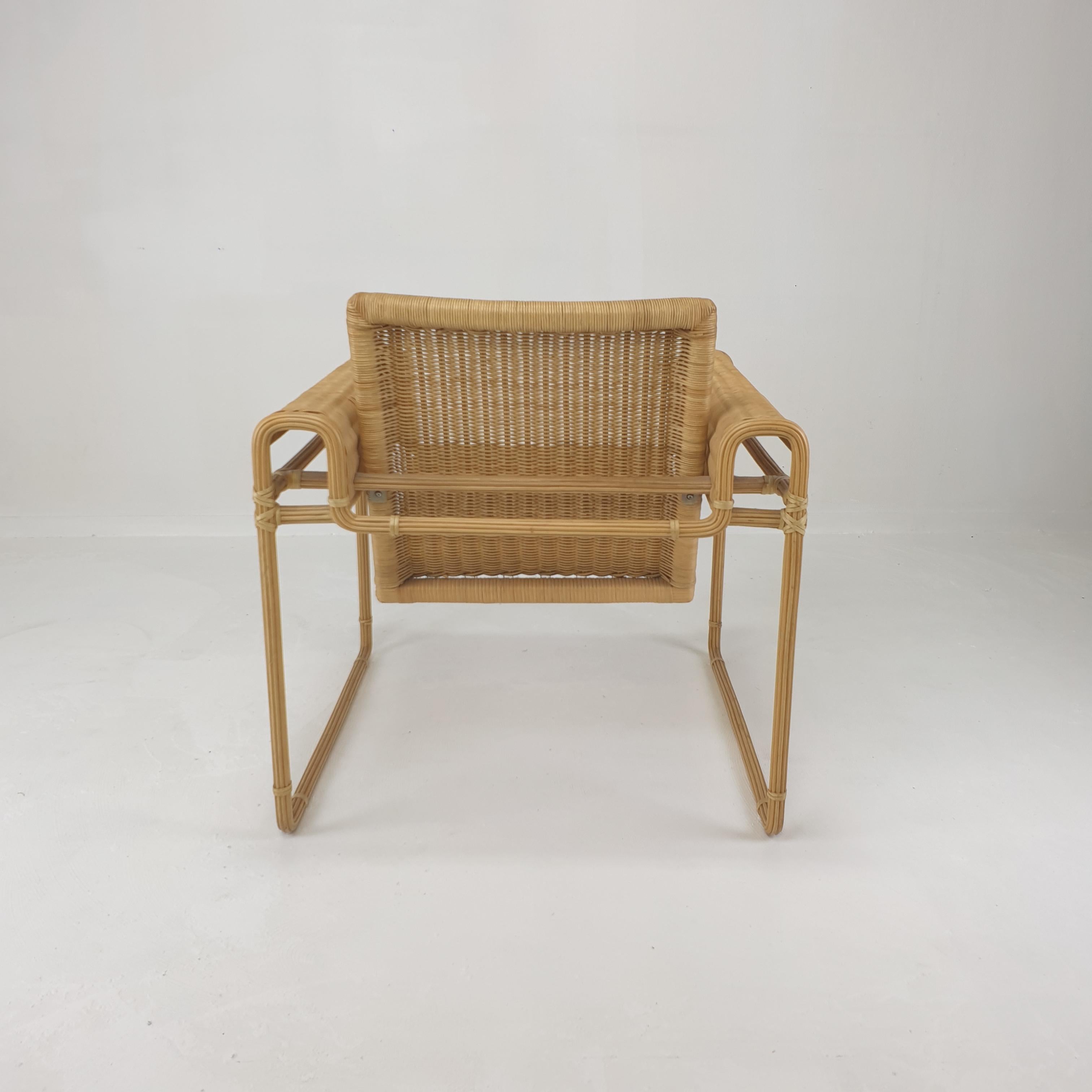 Set of 2 Dutch Wicker Chairs, 1970's For Sale 11