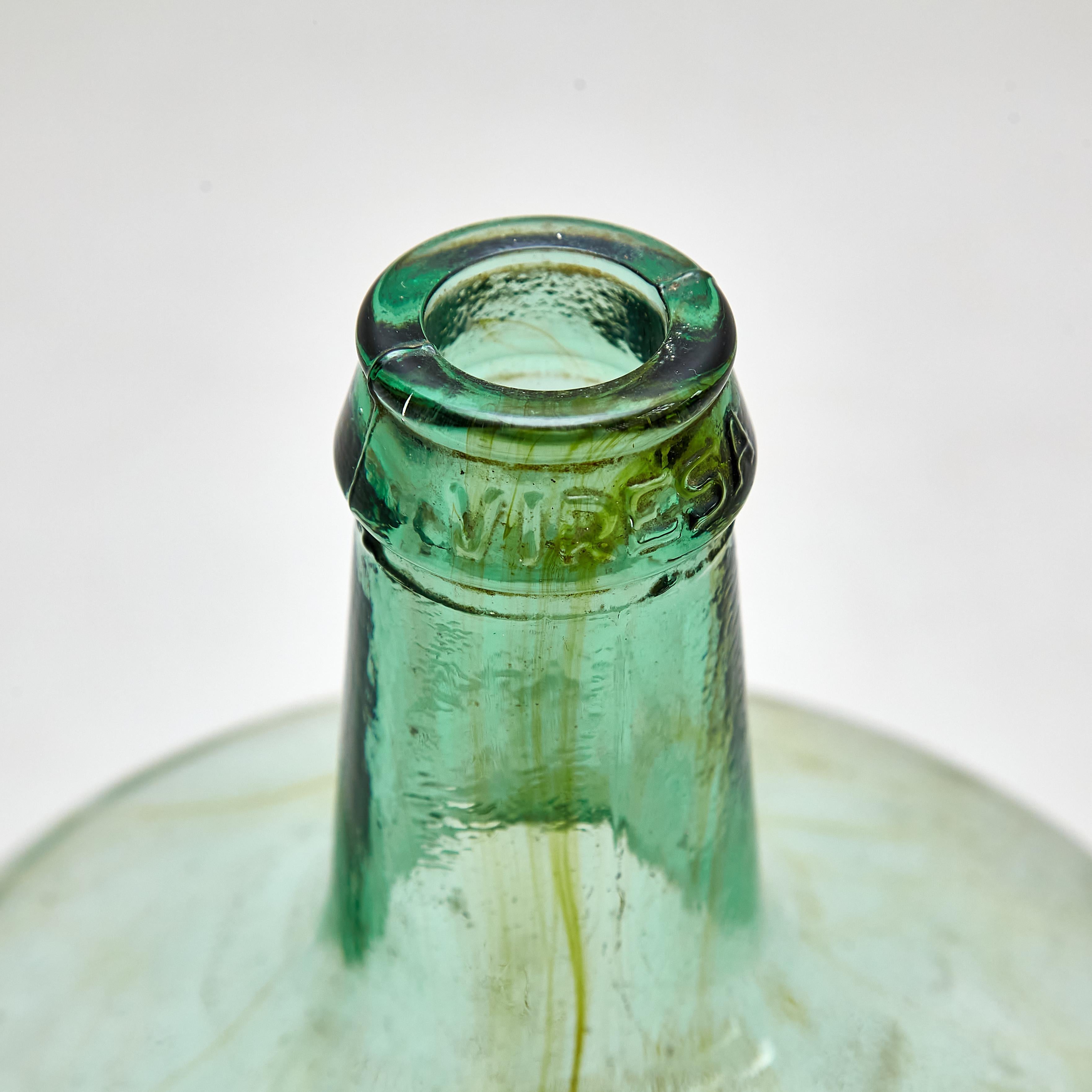Ensemble de 2 vases à bouteilles en verre espagnol du début du 20e siècle, vers 1940 en vente 9