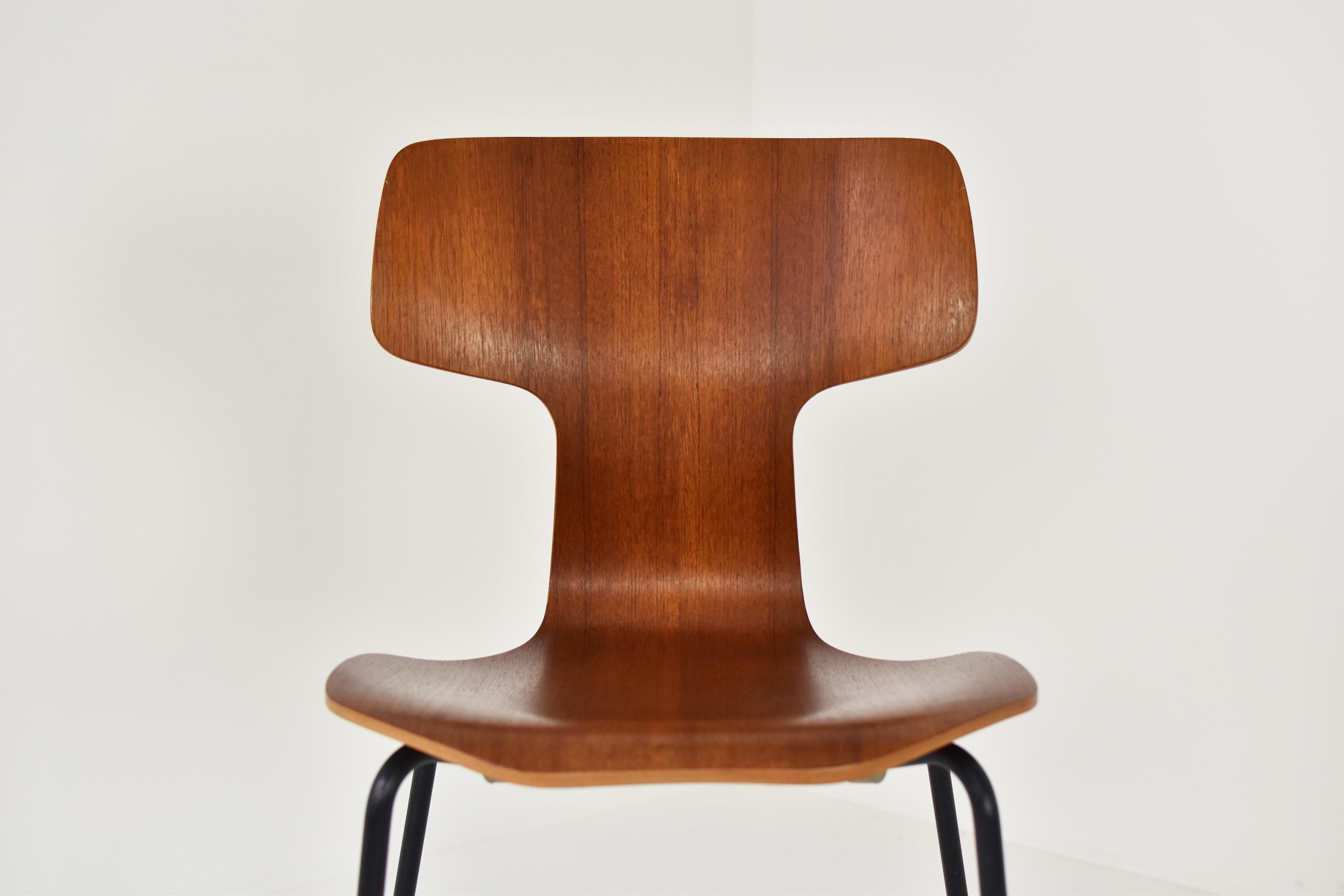 Set of 2 Early ‘Hammer’ Chairs by Arne Jacobsen for Fritz Hansen, Denmark 1960’s 1