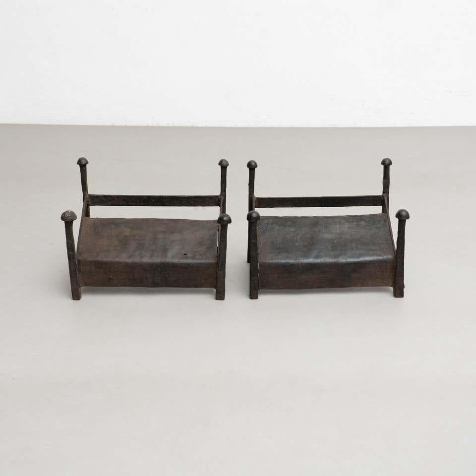 Set of 2 Early 20th Century Metal Feet Heaters For Sale 3