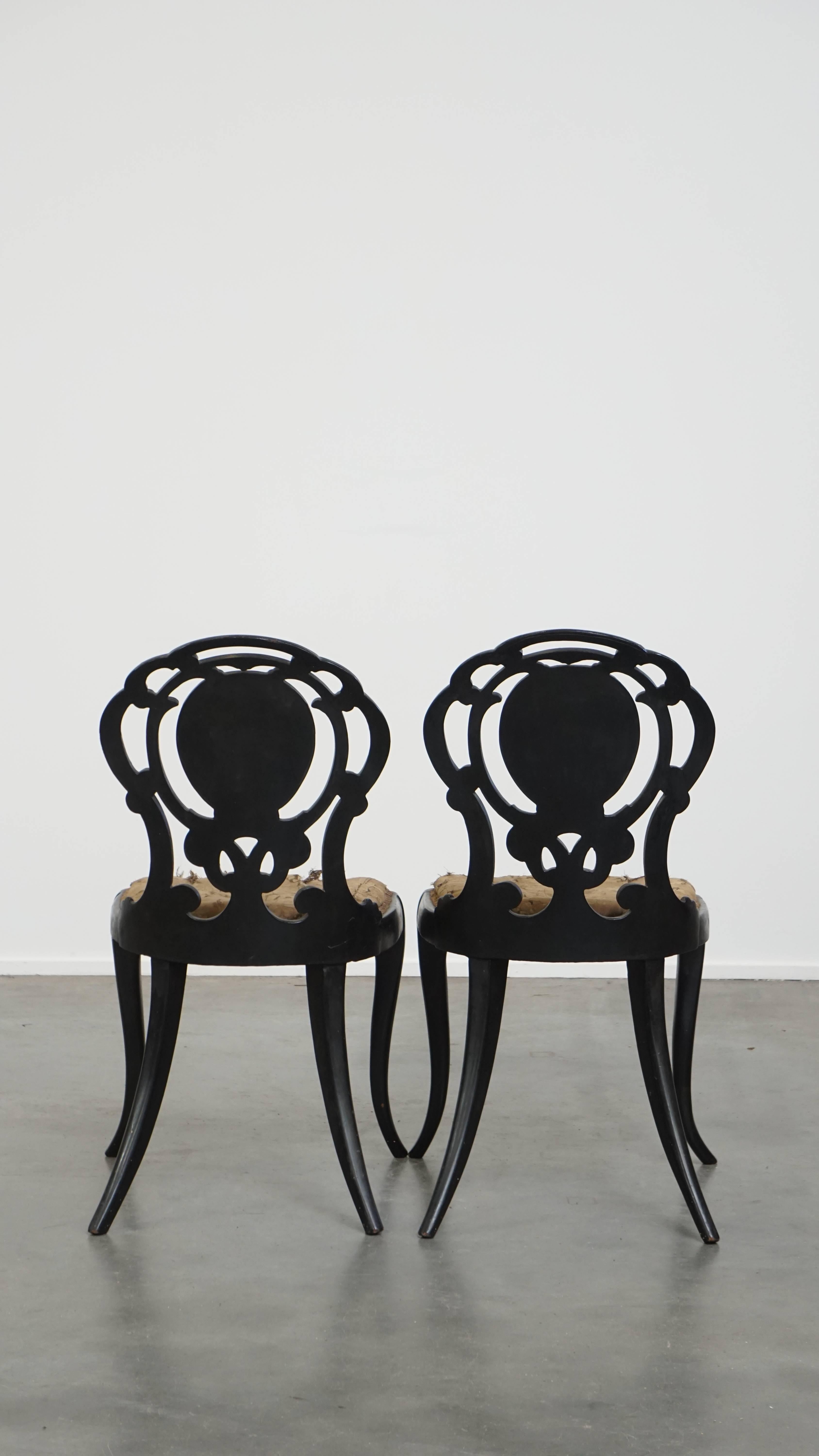 Classical Roman Set of 2 Elegant Antique 19th Century English Chinoiserie Mother of Pearl Chairs For Sale