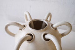 Set di 2 Embryo Wall in gres bianco smaltato di Robin Kerr