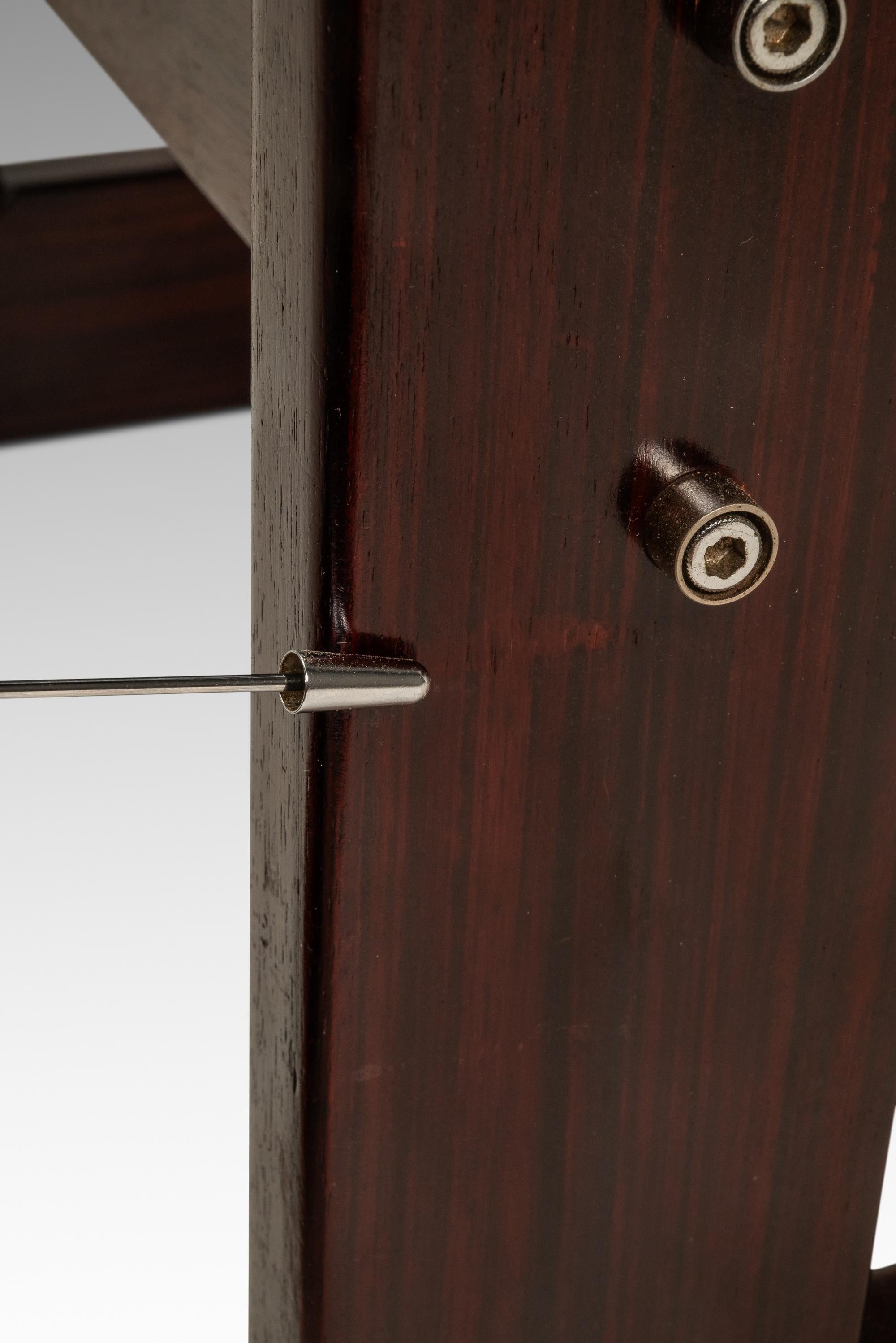 Ensemble de 2 tables d'appoint avec plateaux en verre fumé par Percival Lafer, Brésil, c. années 1970 en vente 10