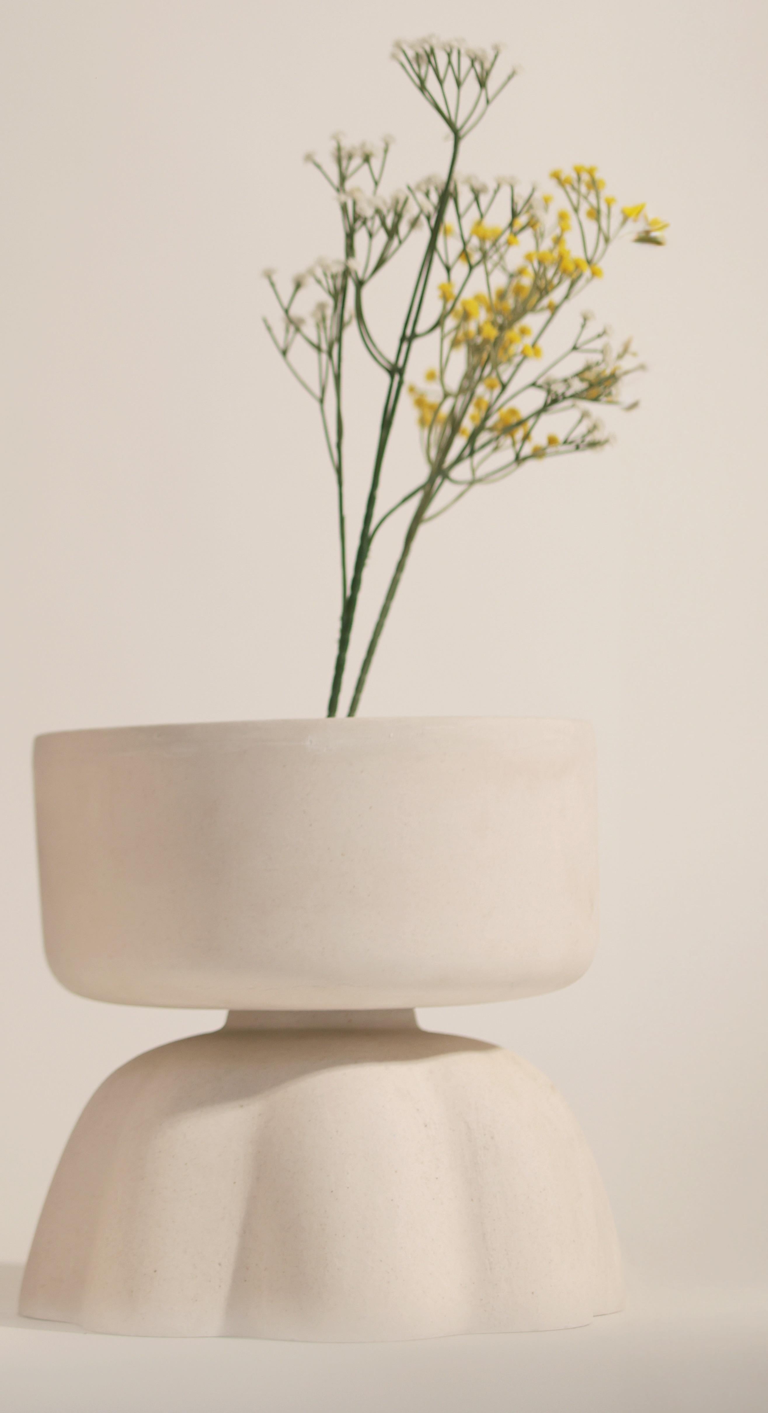 Post-Modern Set Of 2 Eternal Lotus Vases by Newblue For Sale