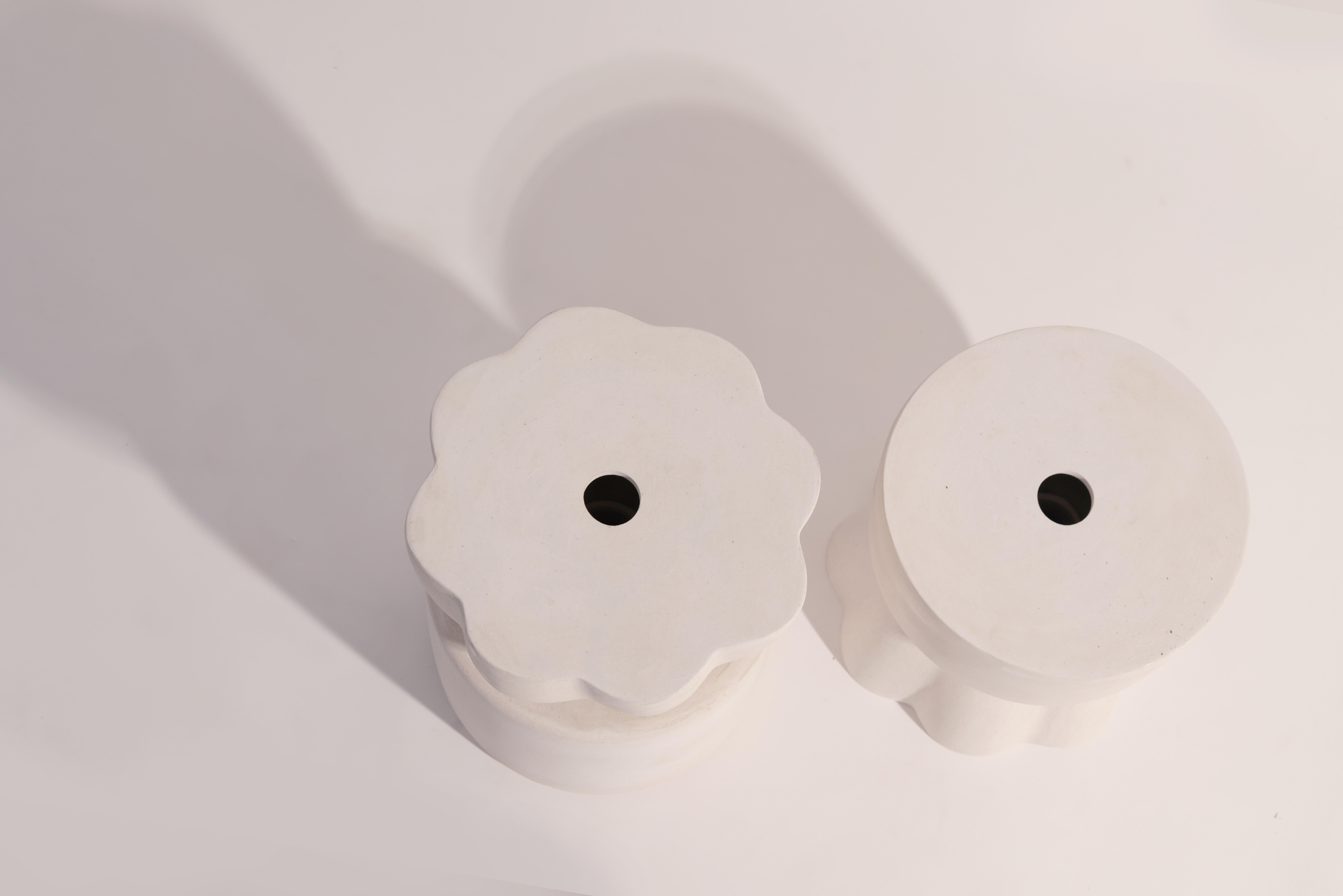 Set Of 2 Eternal Lotus Vases by Newblue In New Condition For Sale In Geneve, CH