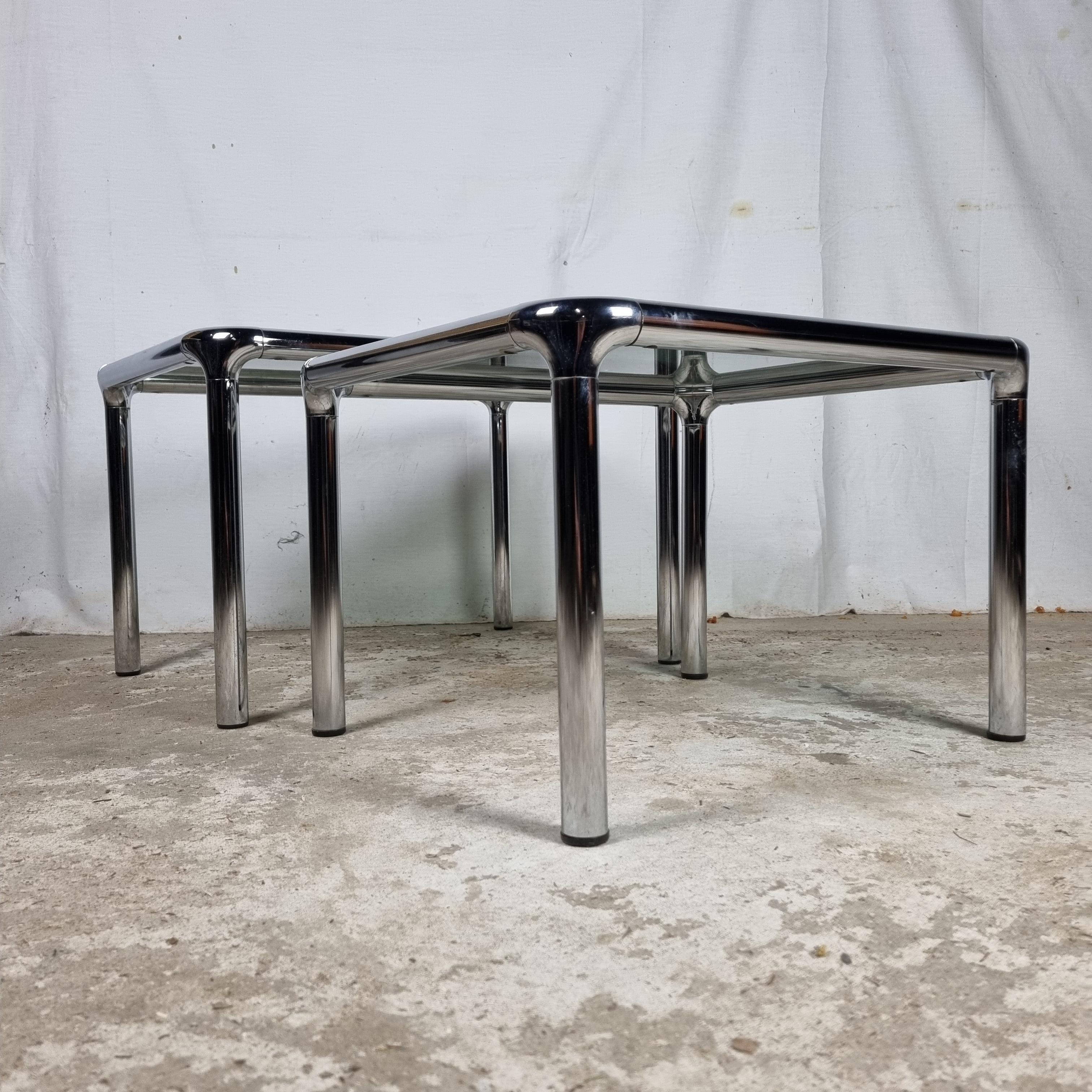 A beautiful set of 2 vintage side tables (coffee tables), designed in the late 1960s and early 1970s by the great French 🇫🇷 designer Etienne Fermigier for the Monix edition in Paris.

Unique structure in chrome-plated tubular steel in post-Bauhaus
