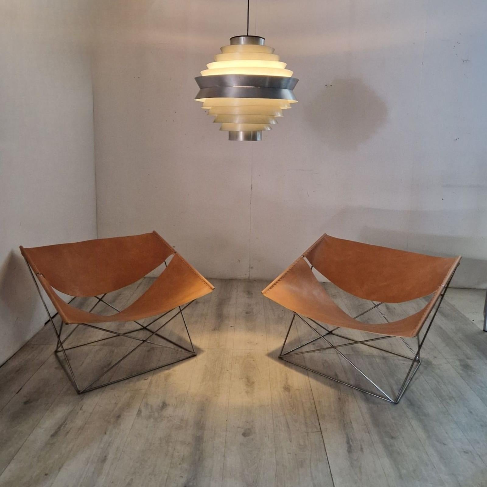 Dutch Set of 2 F-675 lounge chairs by Pierre Paulin for Artifort, Netherlands 1960s