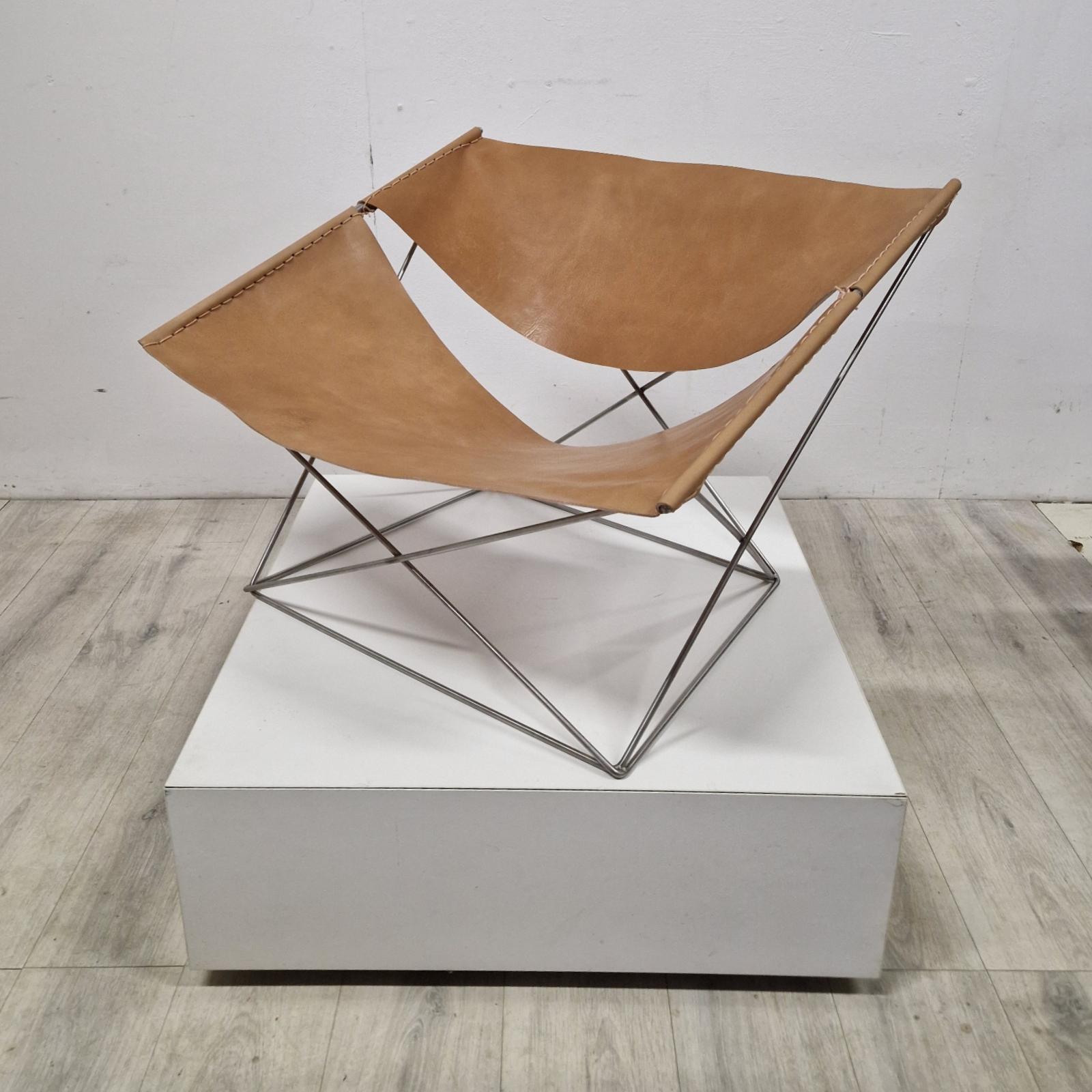Hand-Crafted Set of 2 F-675 lounge chairs by Pierre Paulin for Artifort, Netherlands 1960s