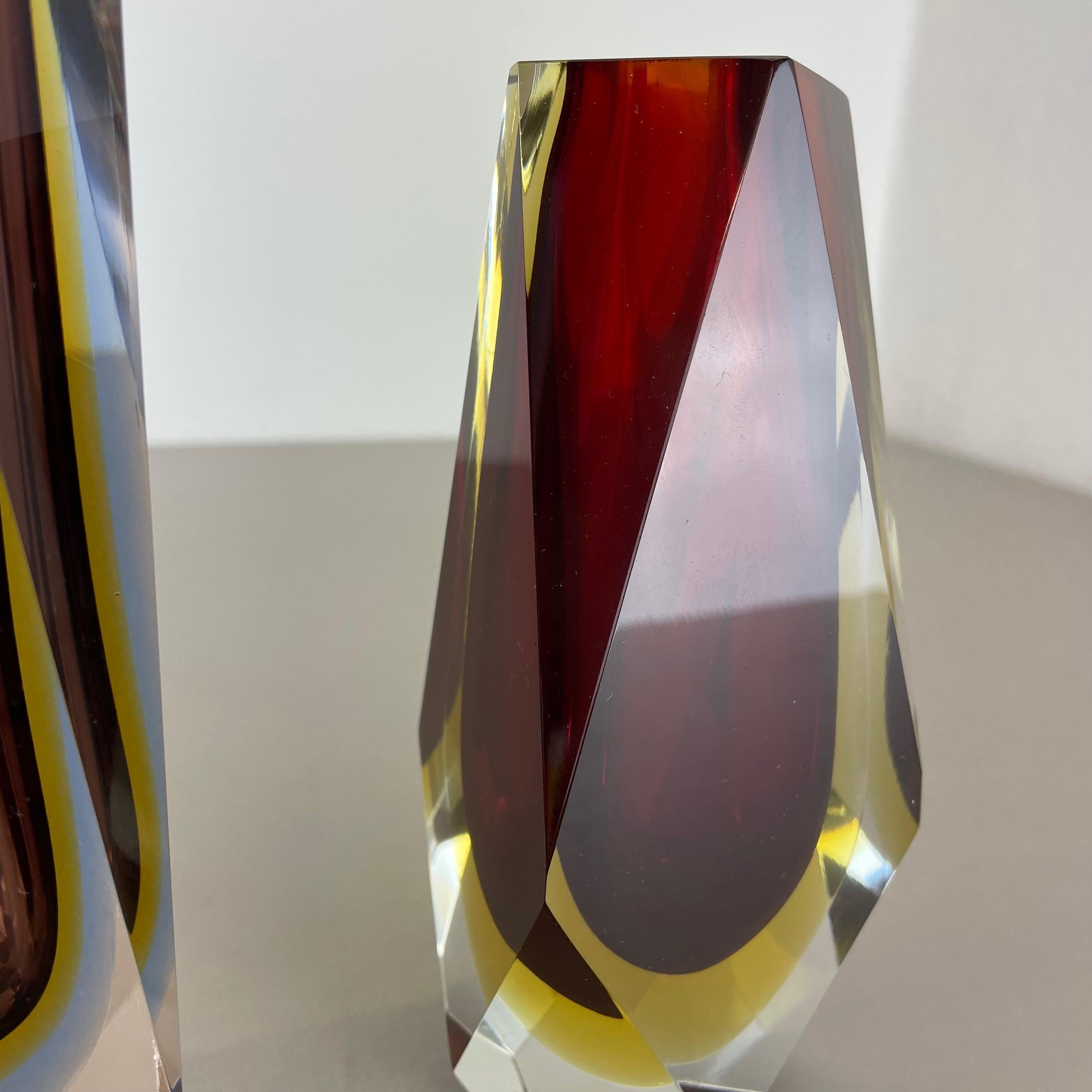 Ensemble de 2 vases Sommerso en verre de Murano à facettes conçus par Flavio Poli, Italie, 1970 en vente 9