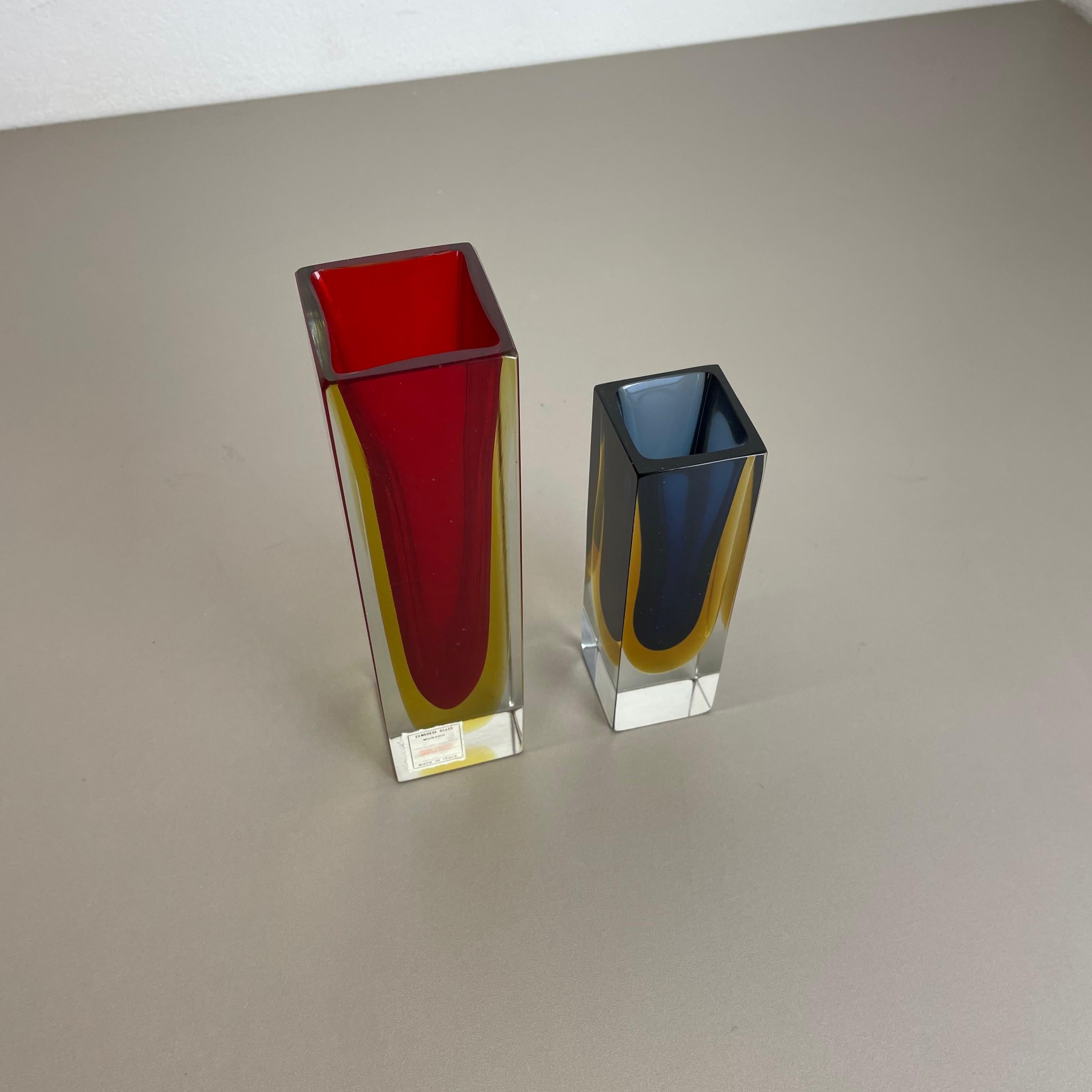 Set of 2 Faceted Murano Glass Sommerso Vases by Cenedese Vetri, Italy, 1970s In Good Condition For Sale In Kirchlengern, DE