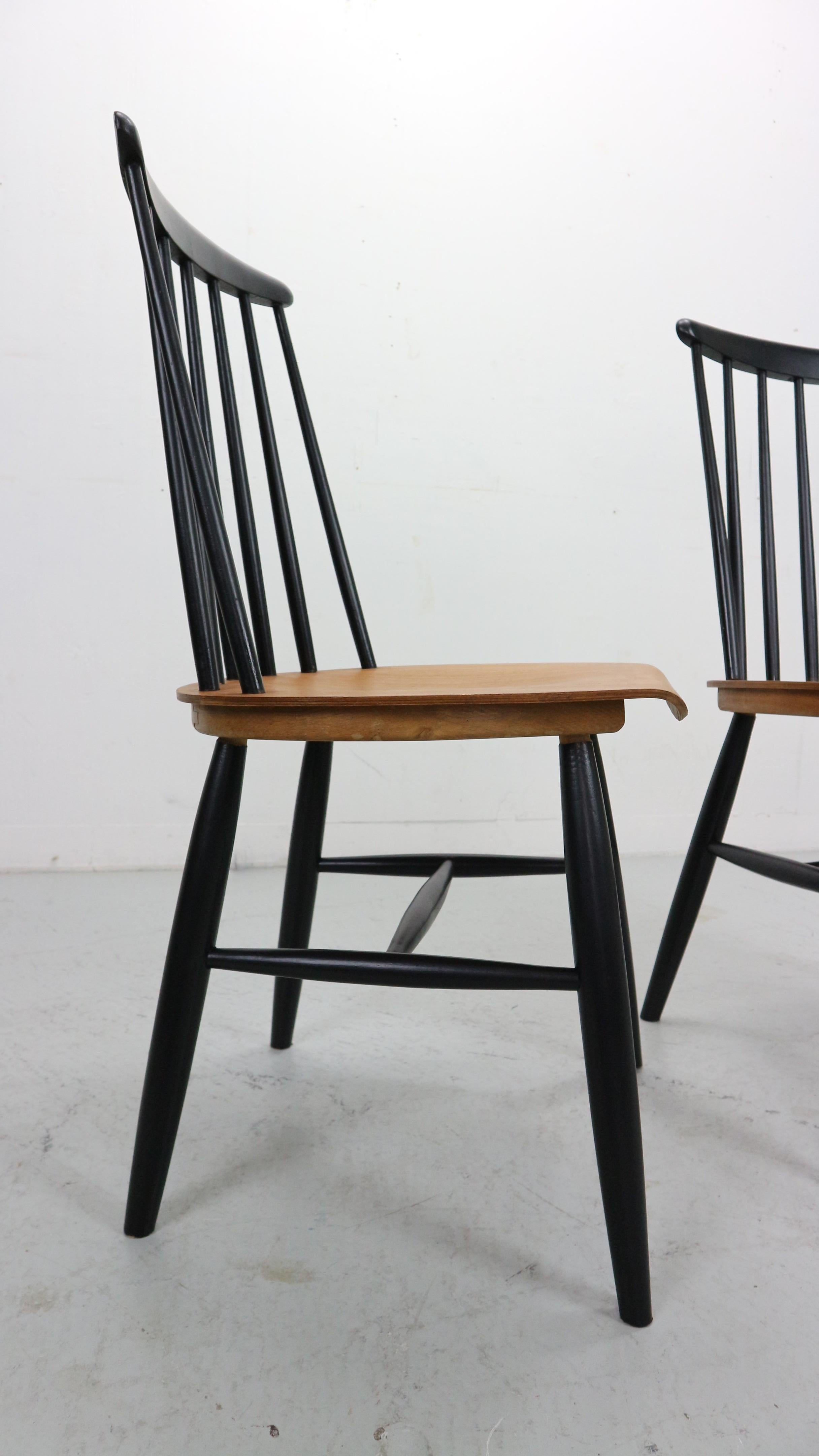 Beech Set of 2 Fanett Dining Chairs by Ilmari Tapiovaara, Finland