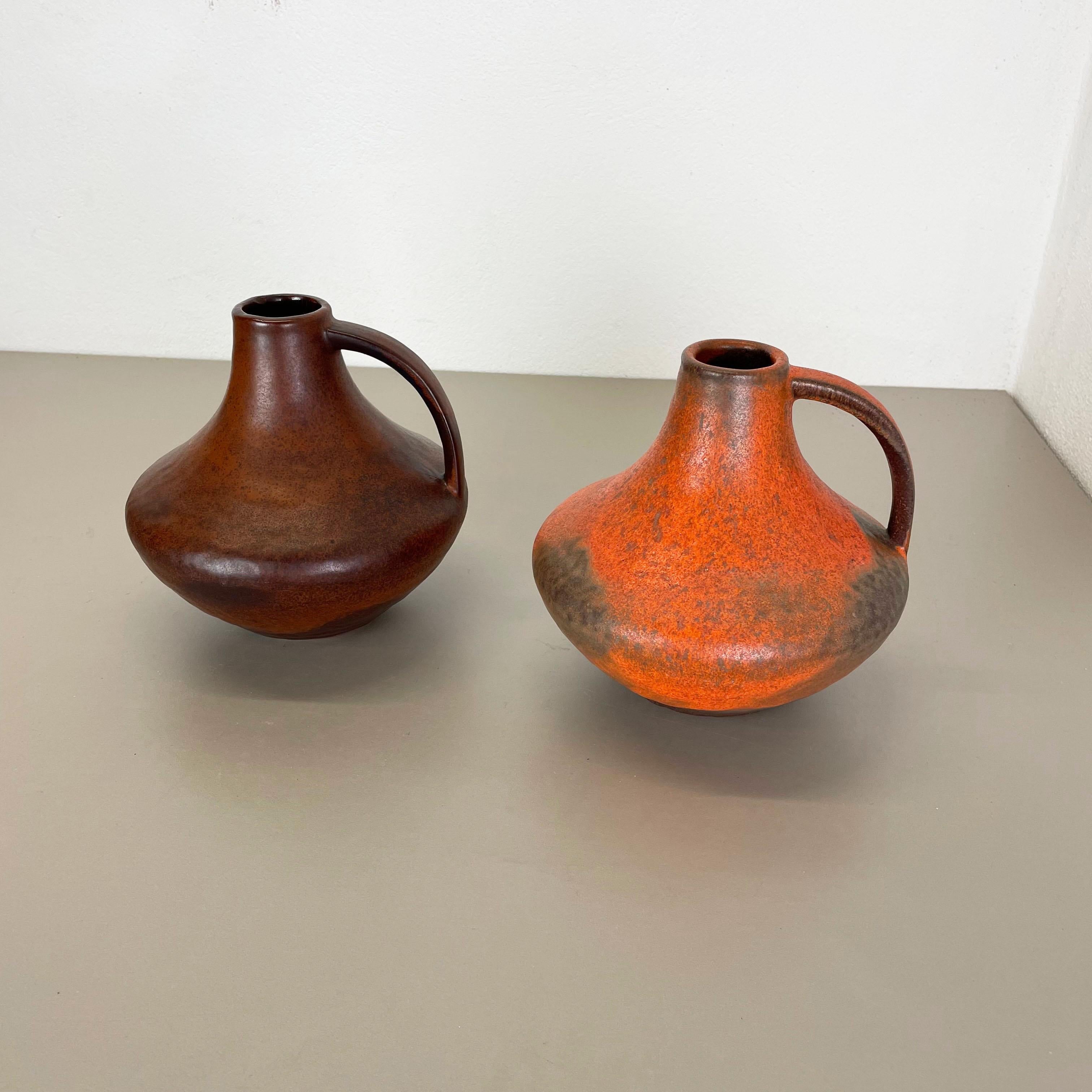 Set von 2 Vasen aus Fett Lava-Keramik Heinz Siery Carstens Tnnieshof, Deutschland, 1970er Jahre (Moderne der Mitte des Jahrhunderts) im Angebot