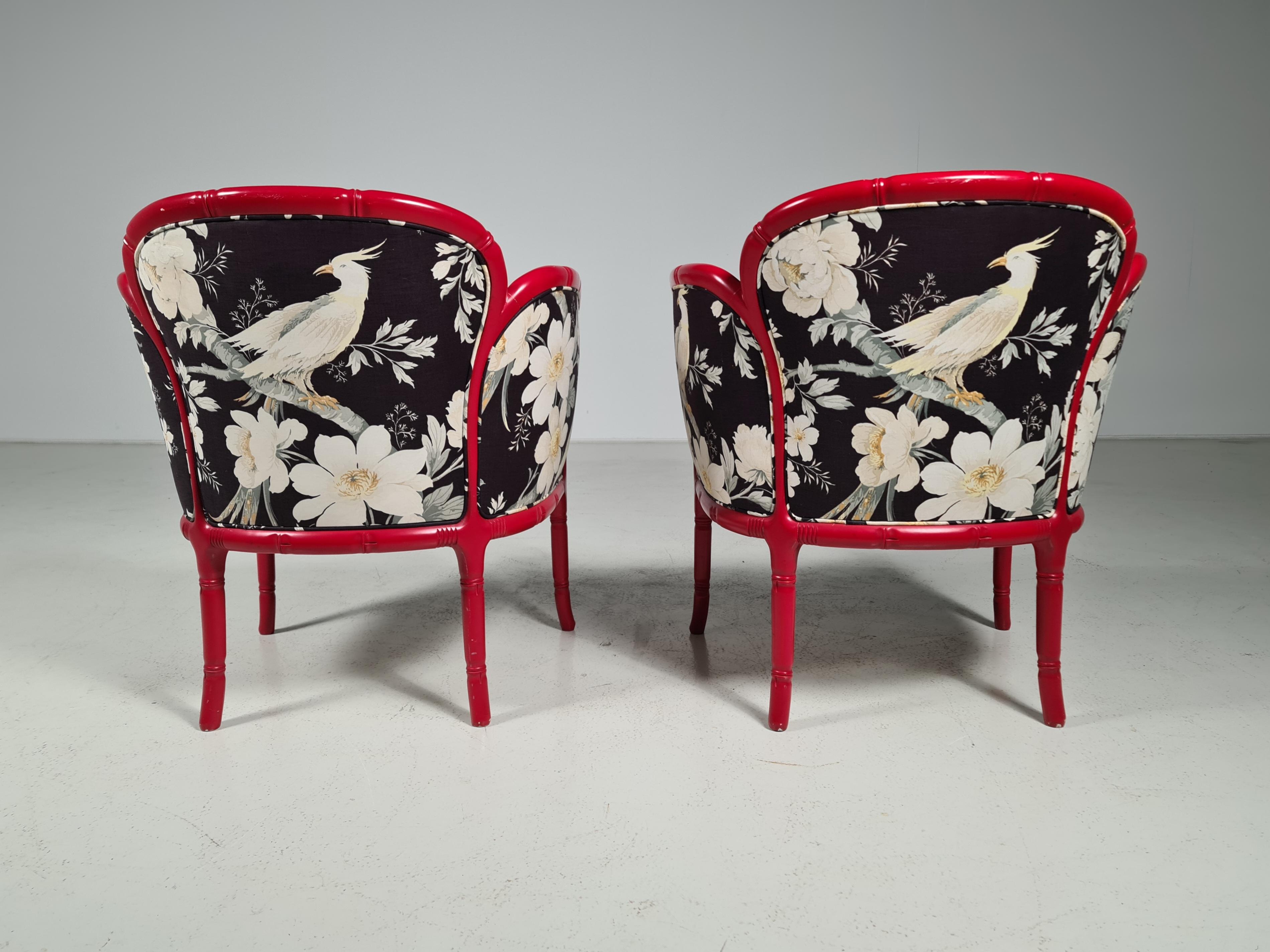 Ensemble de 2 fauteuils club en faux bambou avec tissu de style japonais, France, années 1960 en vente 1