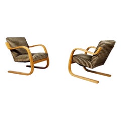 Set of 2 First Edition Alvar Aalto 402 Chairs for Finmar, 1930s