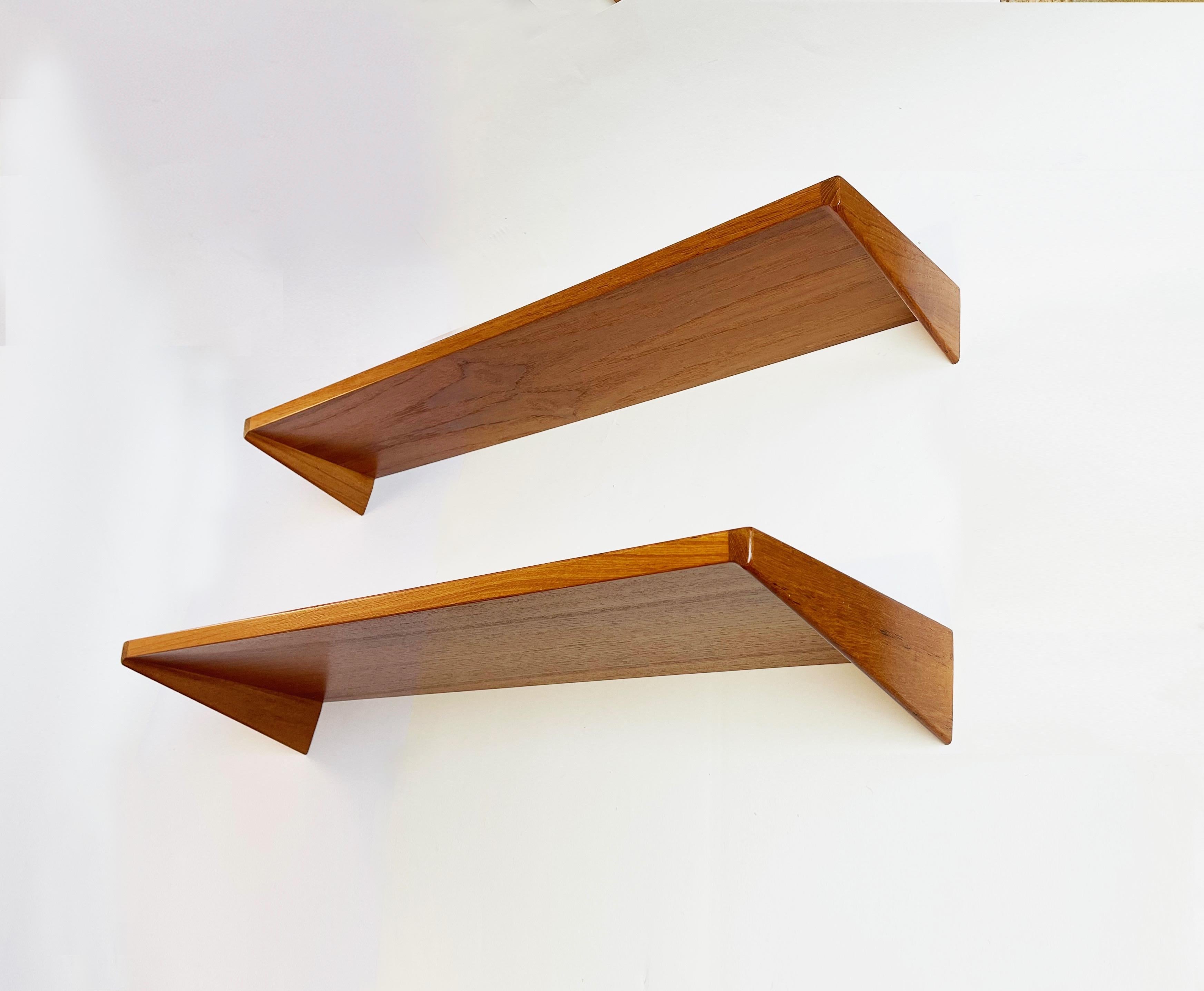 Set of 2 Floating Shelves, Teak by Kai Kristiansen for Fm Møbler, 1960s, Denmark For Sale 5