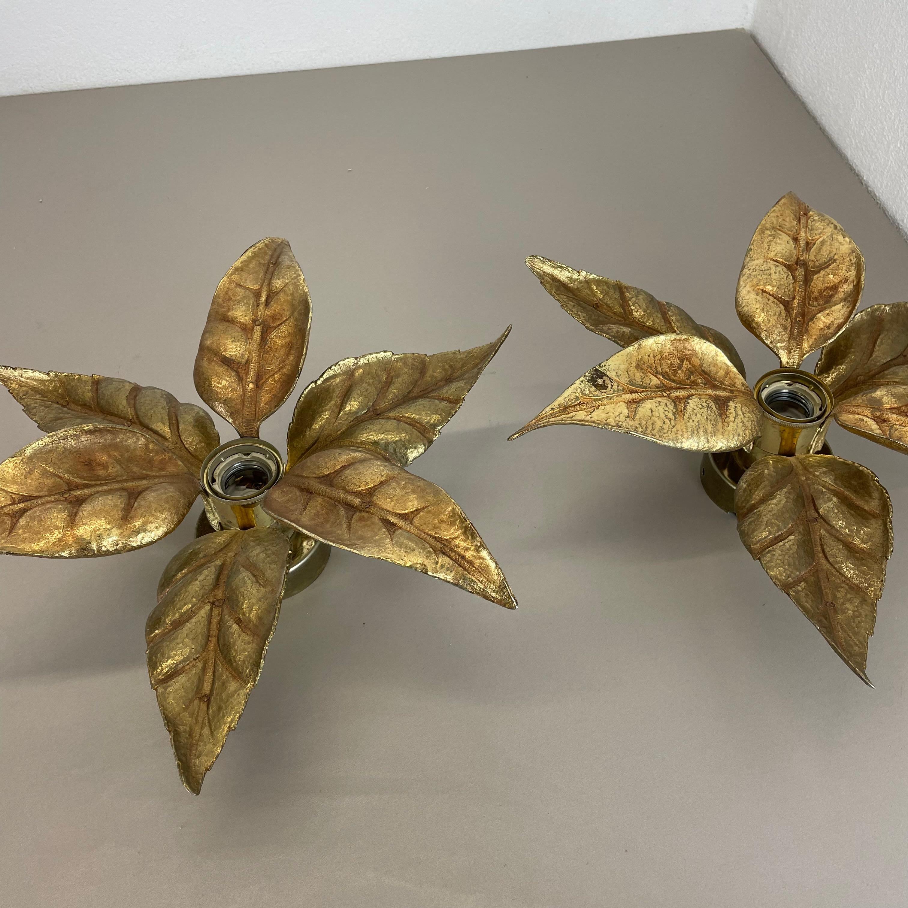 Set of 2 Floral Brutalist Brass Metal Wall Ceiling Light by Willy Daro, Belgium 12