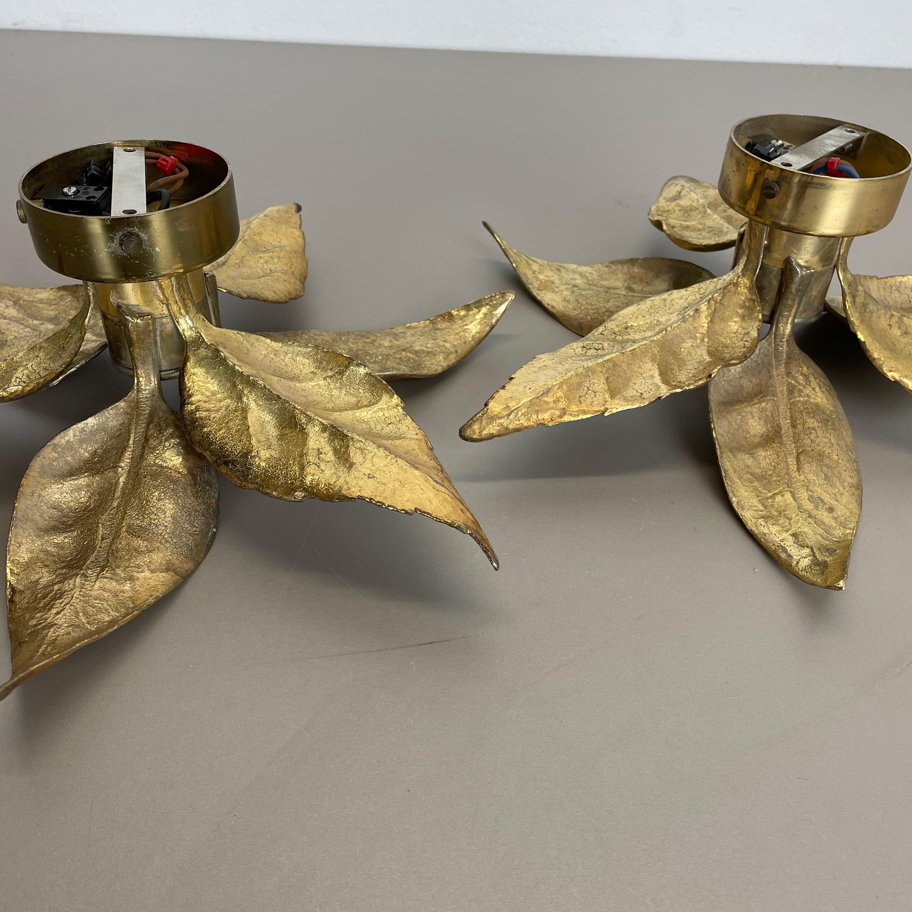 Set of 2 Floral Brutalist Brass Metal Wall Ceiling Light by Willy Daro, Belgium 13