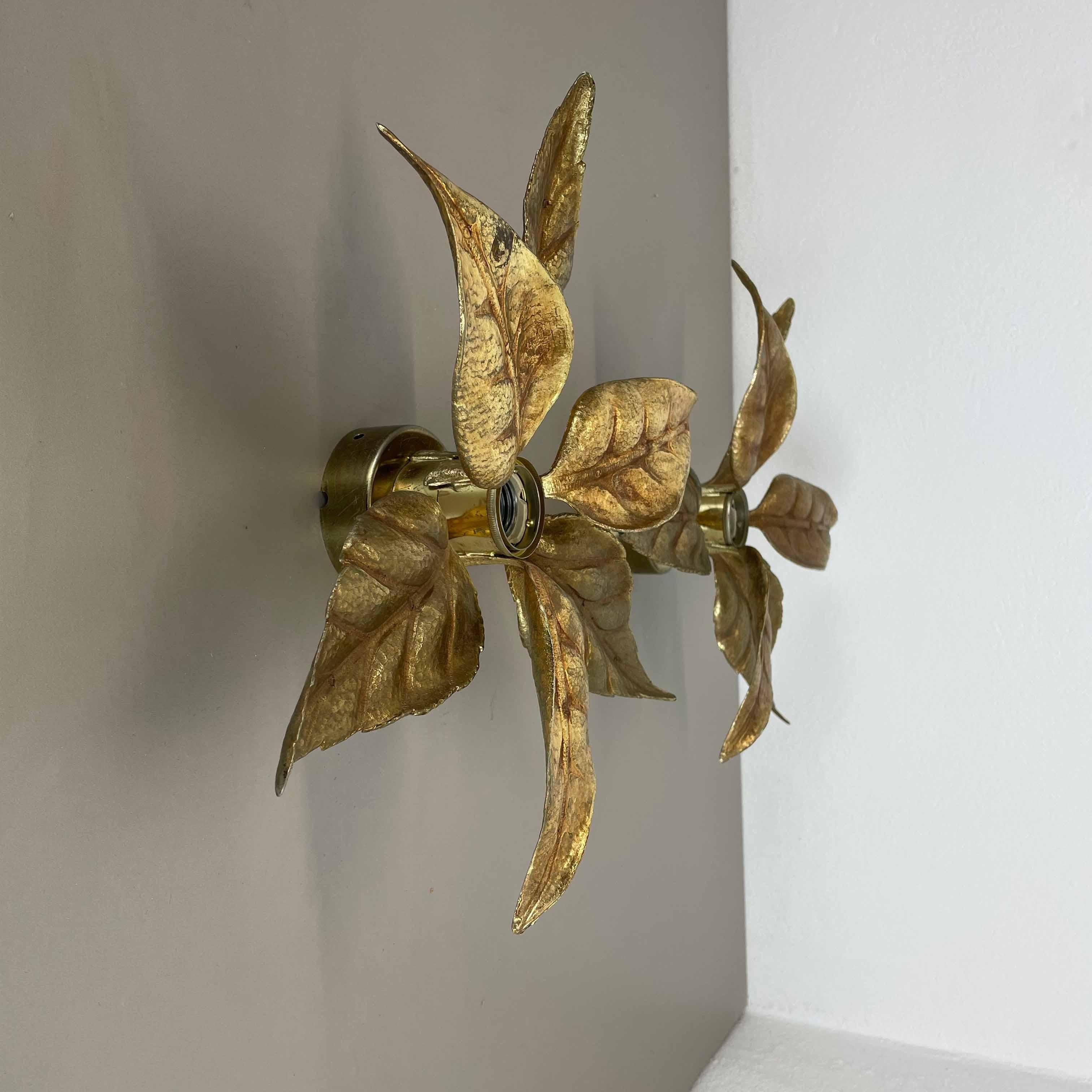 Set of 2 Floral Brutalist Brass Metal Wall Ceiling Light by Willy Daro, Belgium 3