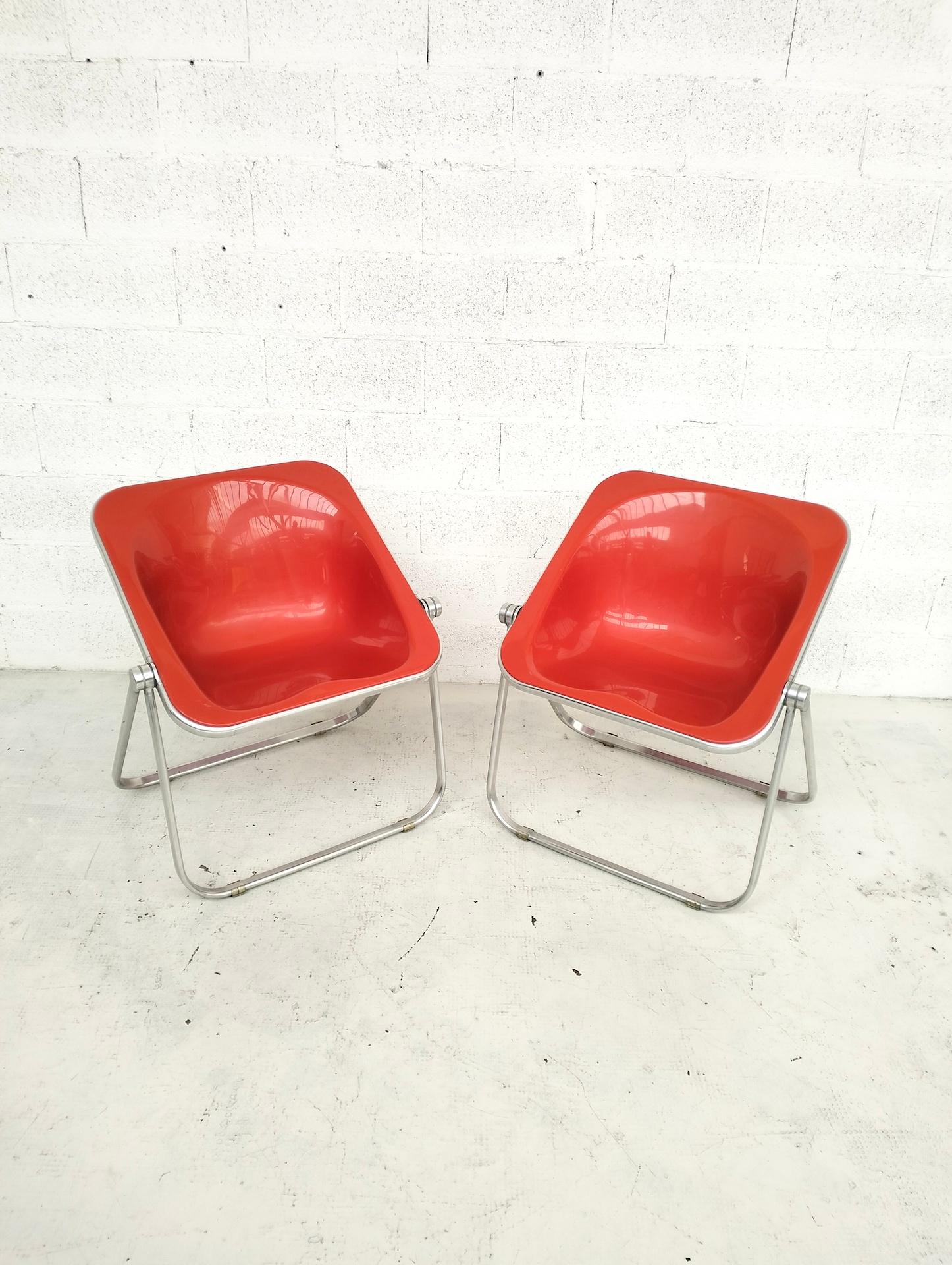 Set aus 2 klappbaren Sesseln Plona mod. von G. Piretti für Anonima Castelli, 70er Jahre (Moderne der Mitte des Jahrhunderts) im Angebot