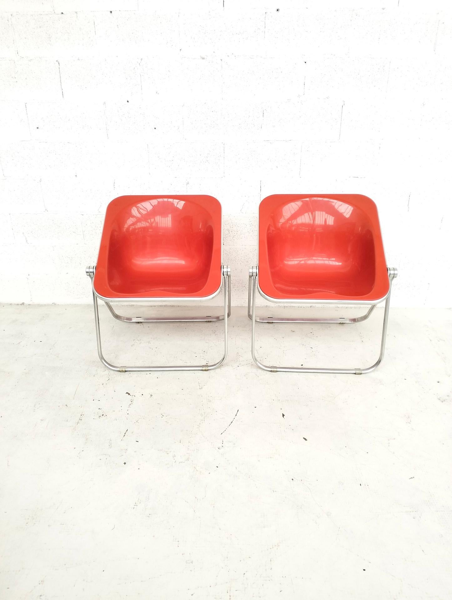 Set aus 2 klappbaren Sesseln Plona mod. von G. Piretti für Anonima Castelli, 70er Jahre (Ende des 20. Jahrhunderts) im Angebot