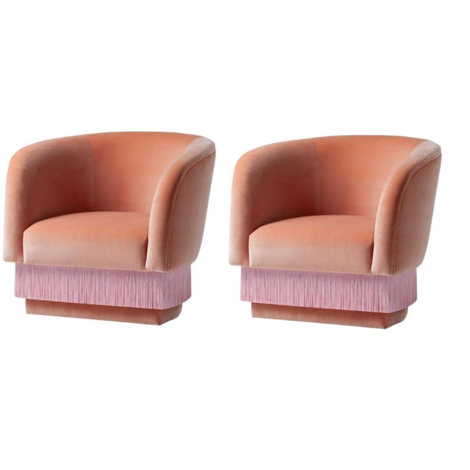 Set of 2 Folie armchairs by Dooq
Measures: W 82 cm, 32”
D 70 cm, 28”
H 75 cm, 30”
Seat height 42 cm, 17”

Materials: Upholstery and piping fabric or leather, fringes.

Dooq is a design company dedicated to celebrate the luxury of living.