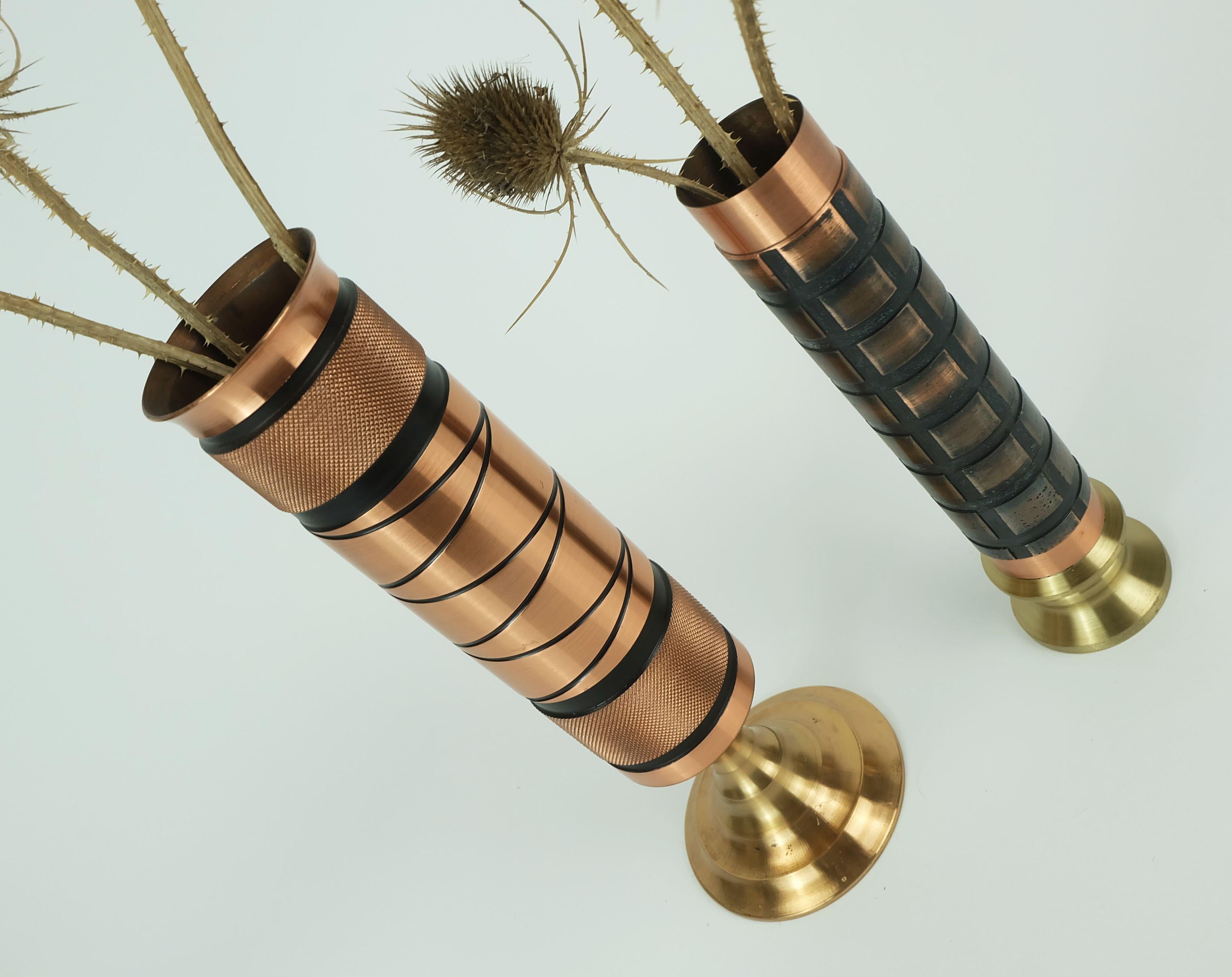 Mid-20th Century set of 2 footed copper brass VASES brutalist minimalist design 1960s For Sale