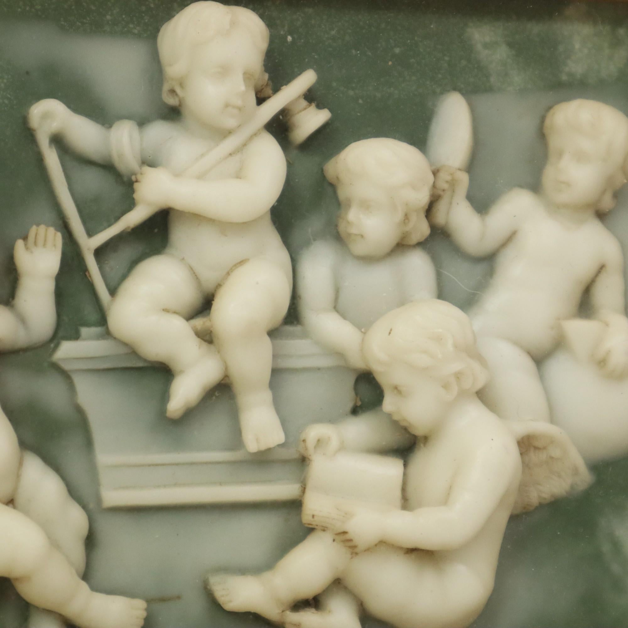 Set di 2 targhe incorniciate in alabastro Biggs and Sons London in vendita 6