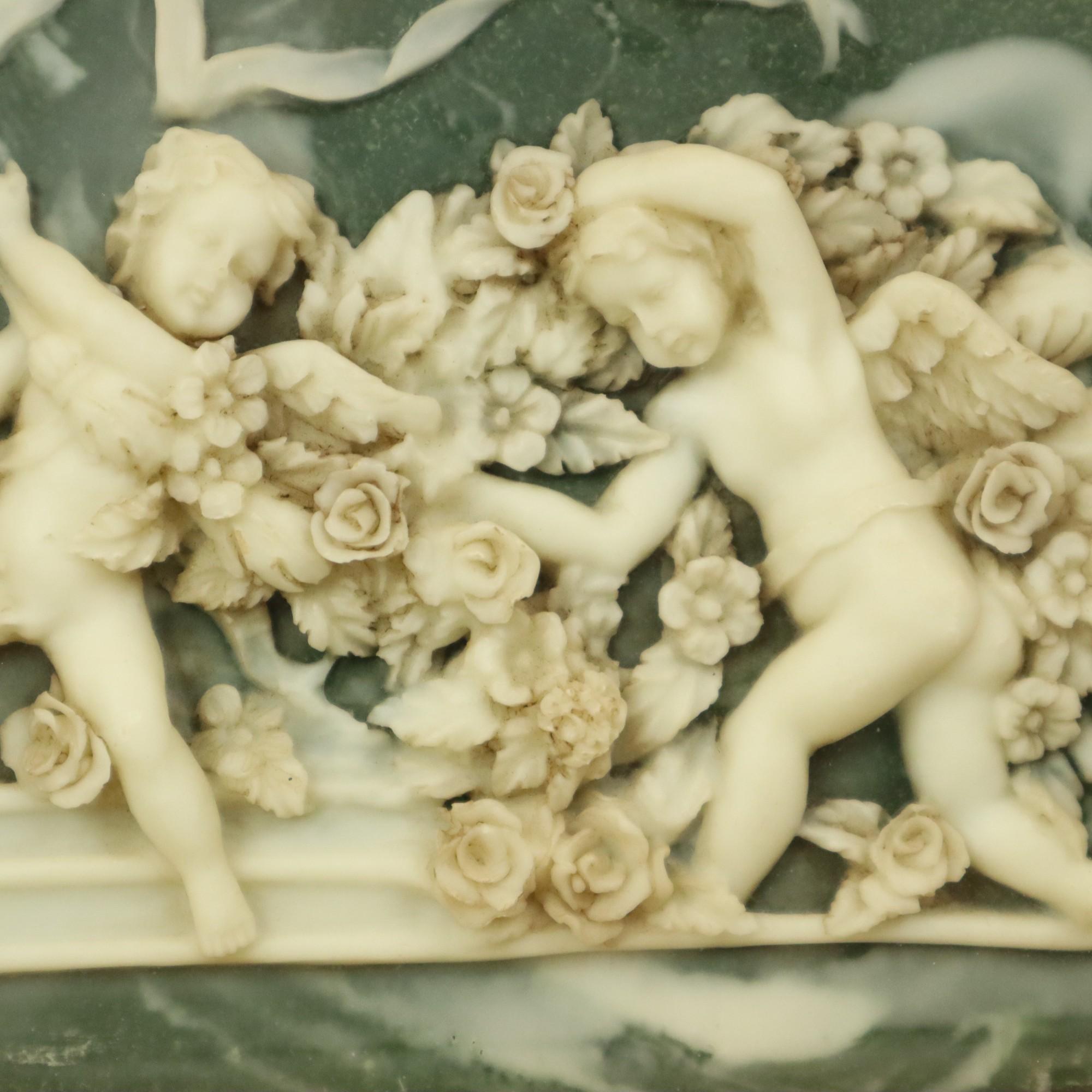 Juego de 2 placas enmarcadas Alabastro Biggs and Sons London en venta 2