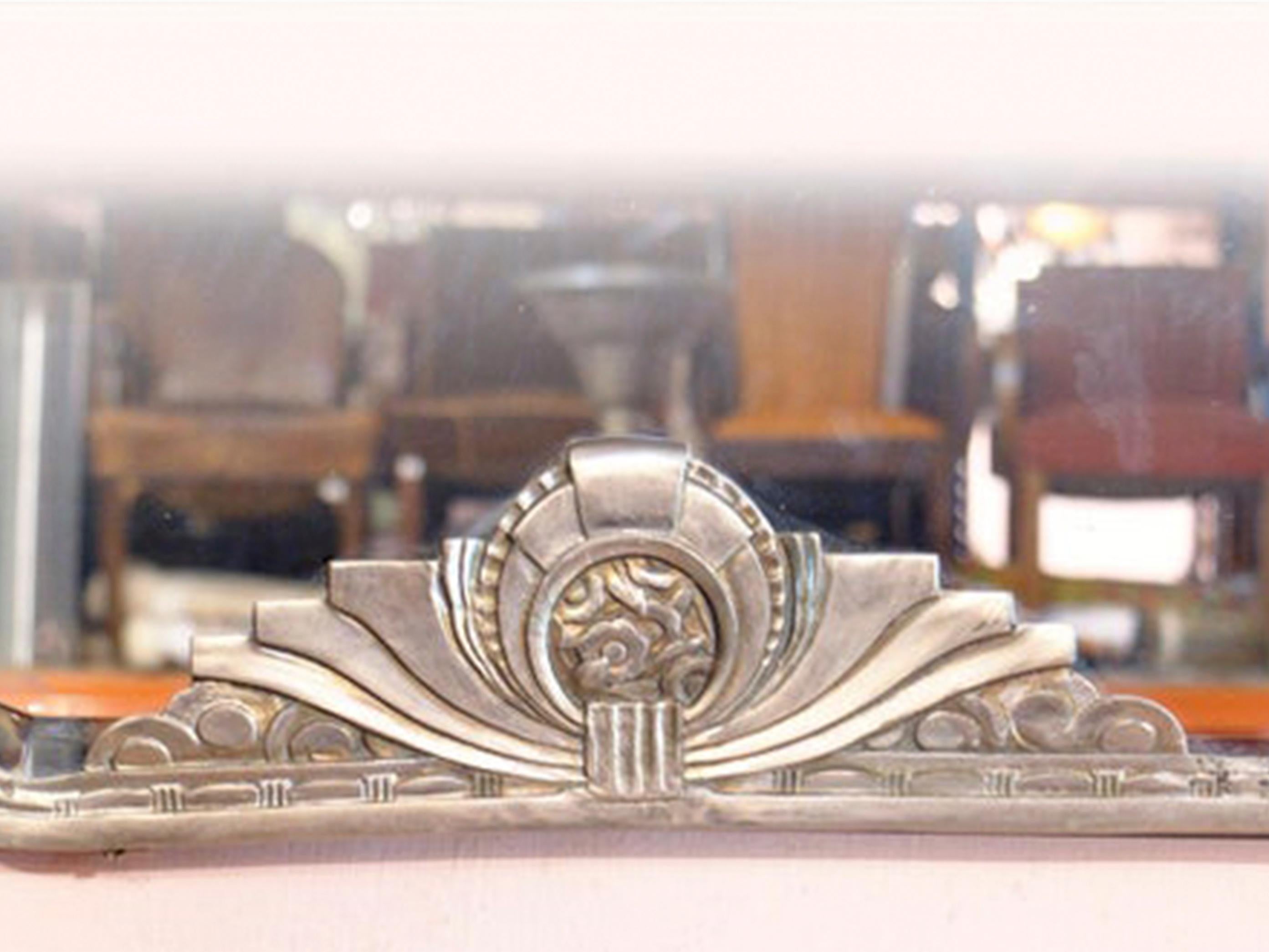 Francese Set di 2 specchi da parete nichelati in stile Art&Deco francese, circa anni '80 in vendita